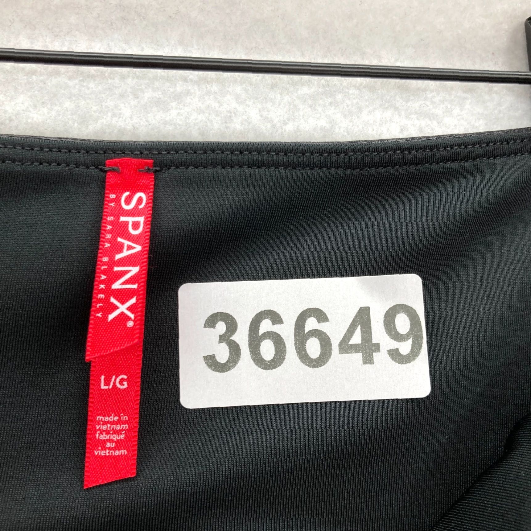 Spanx Spanx Leggings Women's Large Black Faux Leather Pull On Skinny Ankle Shimmer Size 26" / US 2 / IT 38 - 4 Thumbnail