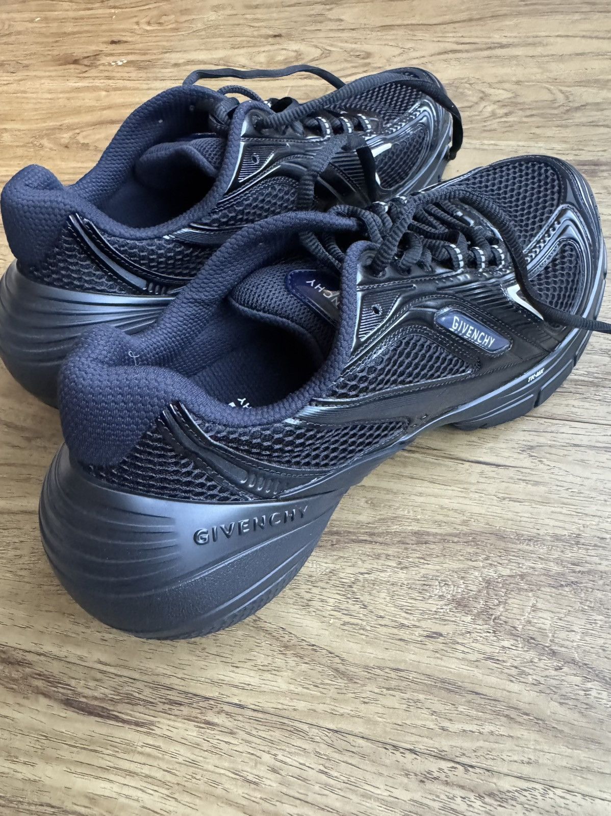 Givenchy Givenchy TK-MX Runners Size US 10.5 / EU 43-44 - 13 Thumbnail