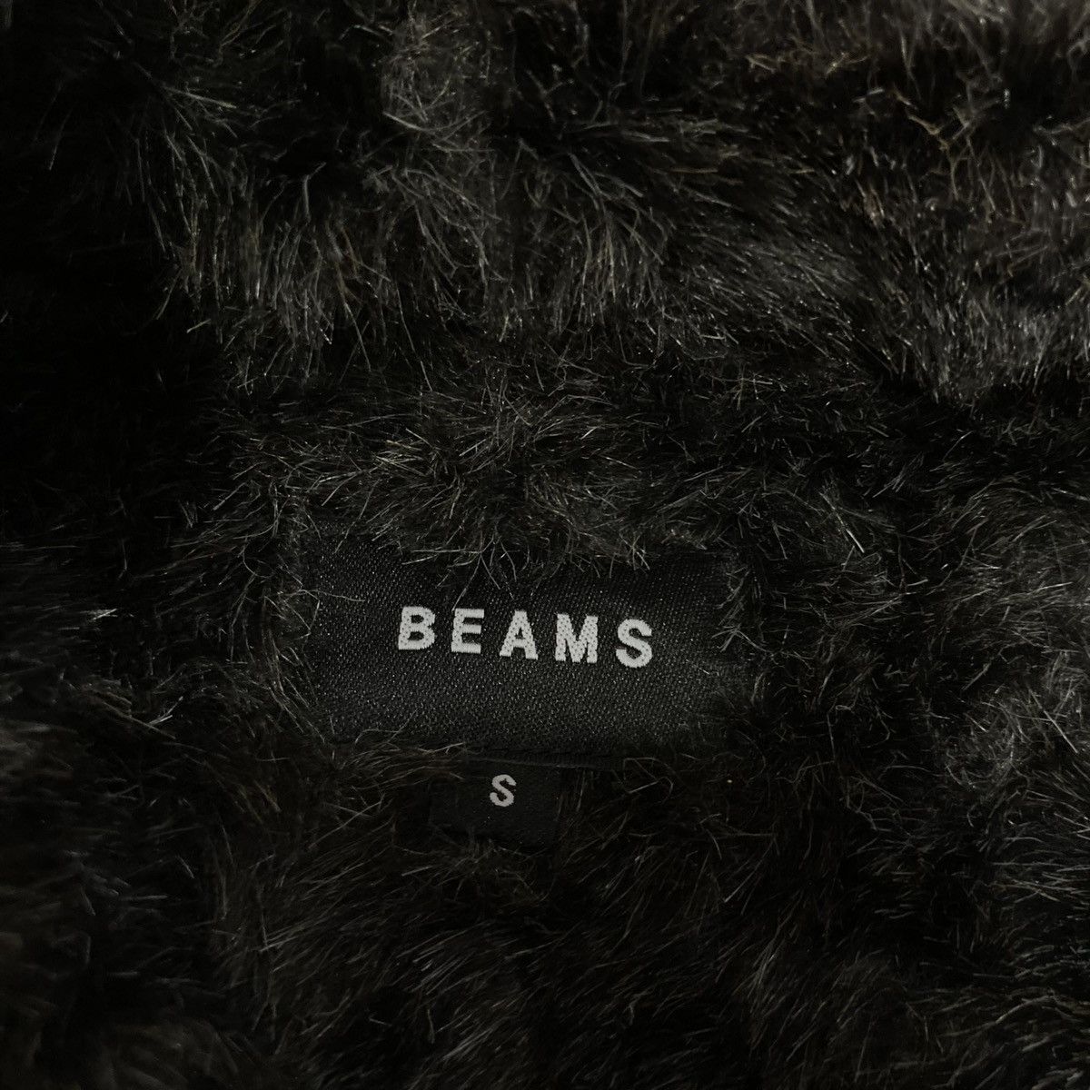 Le Grande Bleu (L.G.B.) BEAMS Bono Hooded Fur Apocalypse Jacket Gothic Vkei Japanese Size US M / EU 48-50 / 2 - 11 Thumbnail
