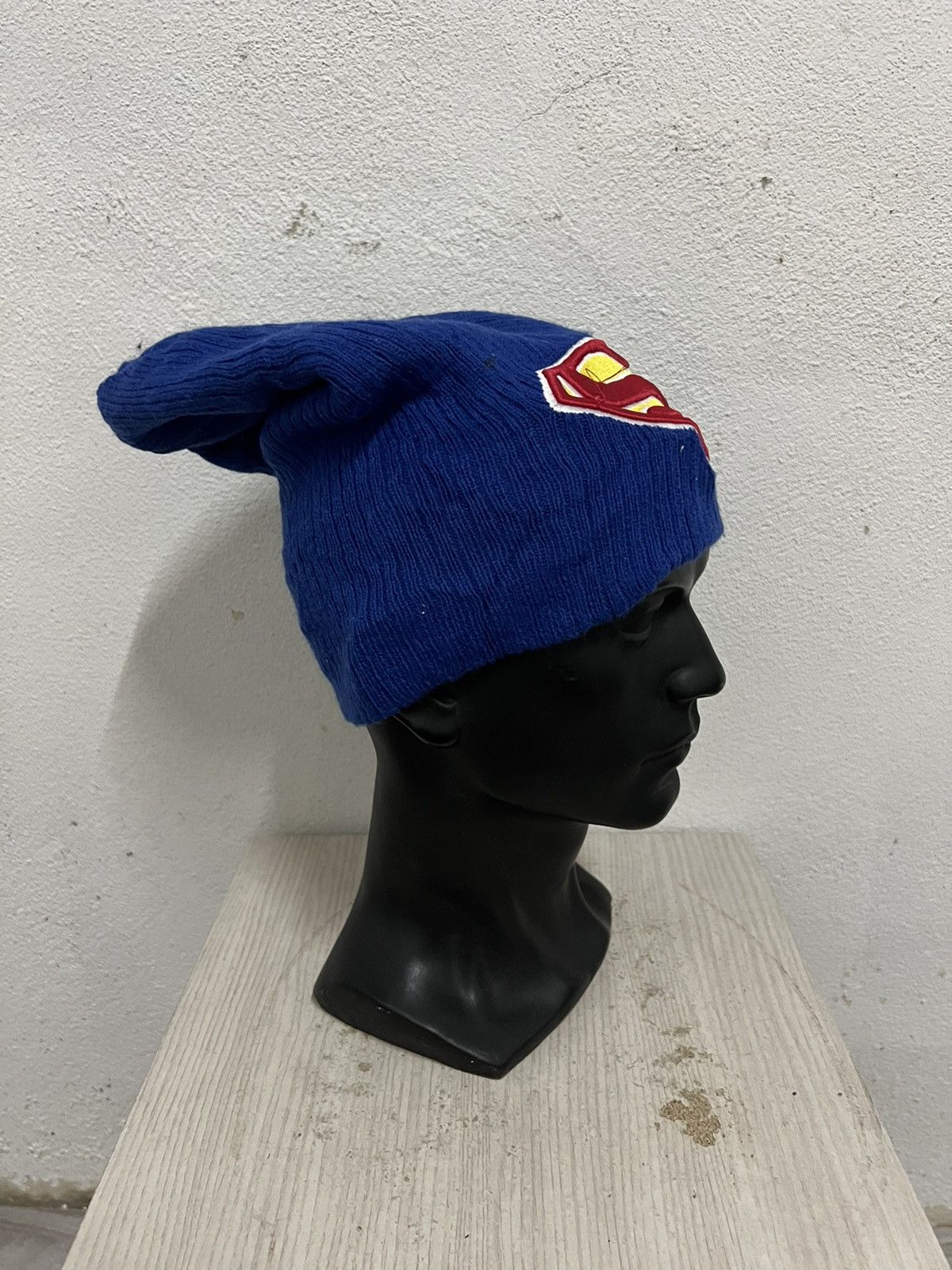 DC Comics Dc comics Superman Cartoon Beanie Hat Size ONE SIZE - 4 Thumbnail