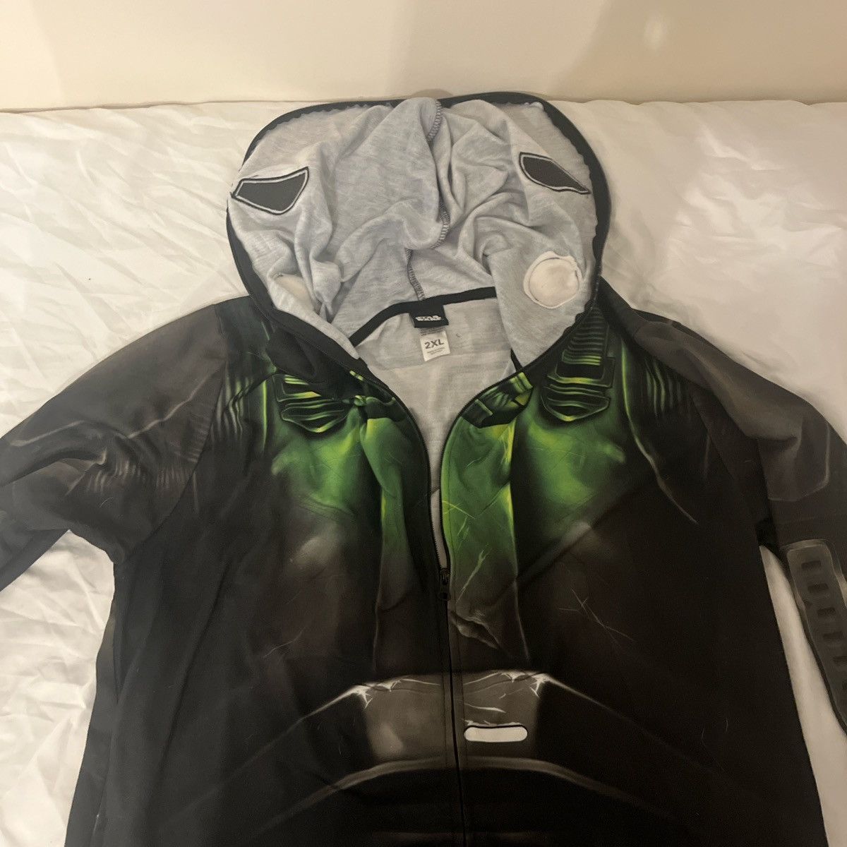 Disney New Disney StarWars Stormtrooper Glow Mask Hoodie Jacket XXL Size US XXL / EU 58 / 5 - 6 Thumbnail