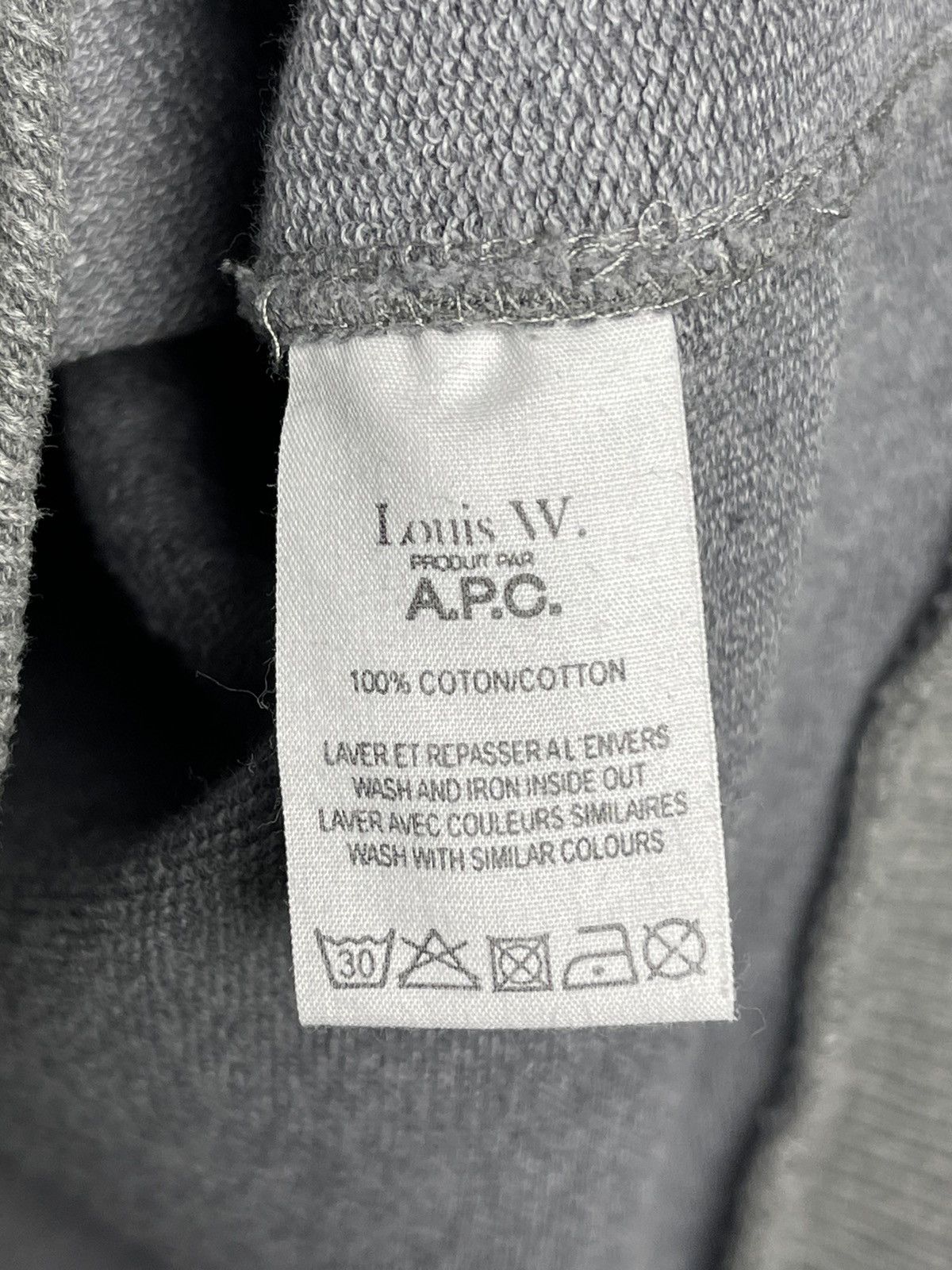 A.P.C. × Louis W. A.P.C. x Louis W. Grey Turtleneck Sweatshirt Men’s Size XL Size US XL / EU 56 / 4 - 11 Thumbnail
