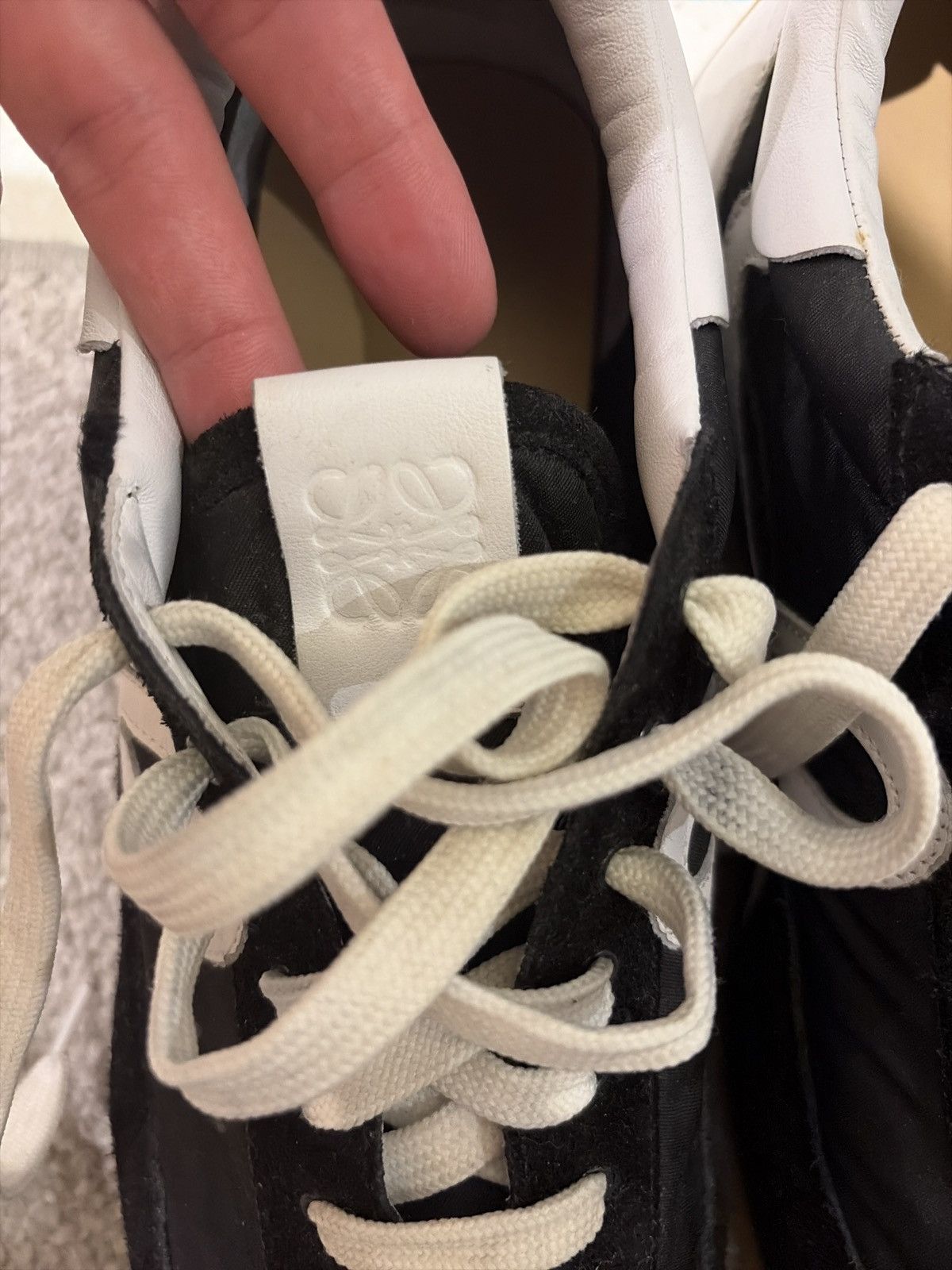 Loewe Loewe Flow Runner Black / White (EU 45/ US 12) Size US 12 / EU 45 - 7 Thumbnail