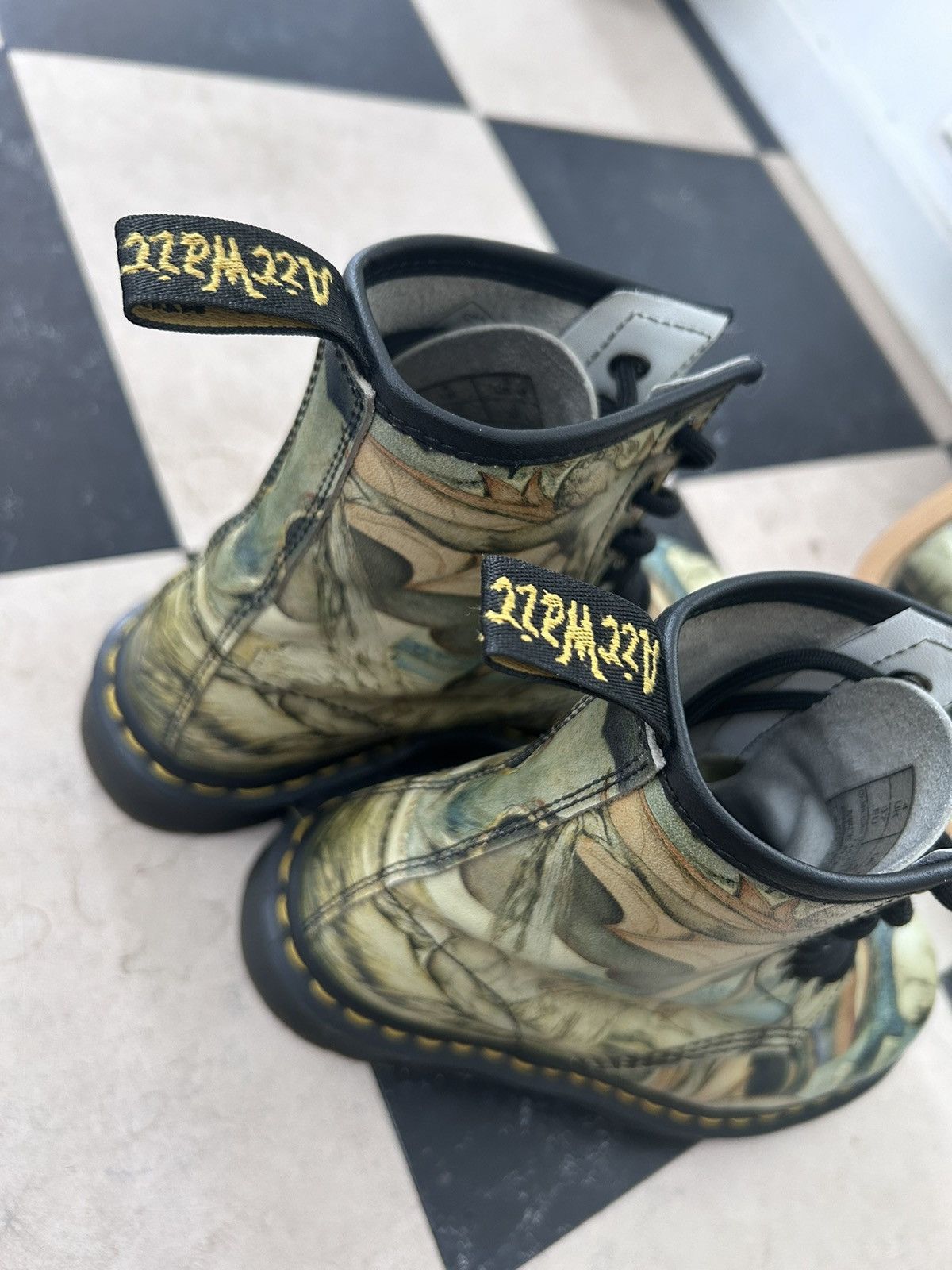 Dr. Martens Rare Doc Martens William Blake Size US 7 / IT 37 - 7 Thumbnail