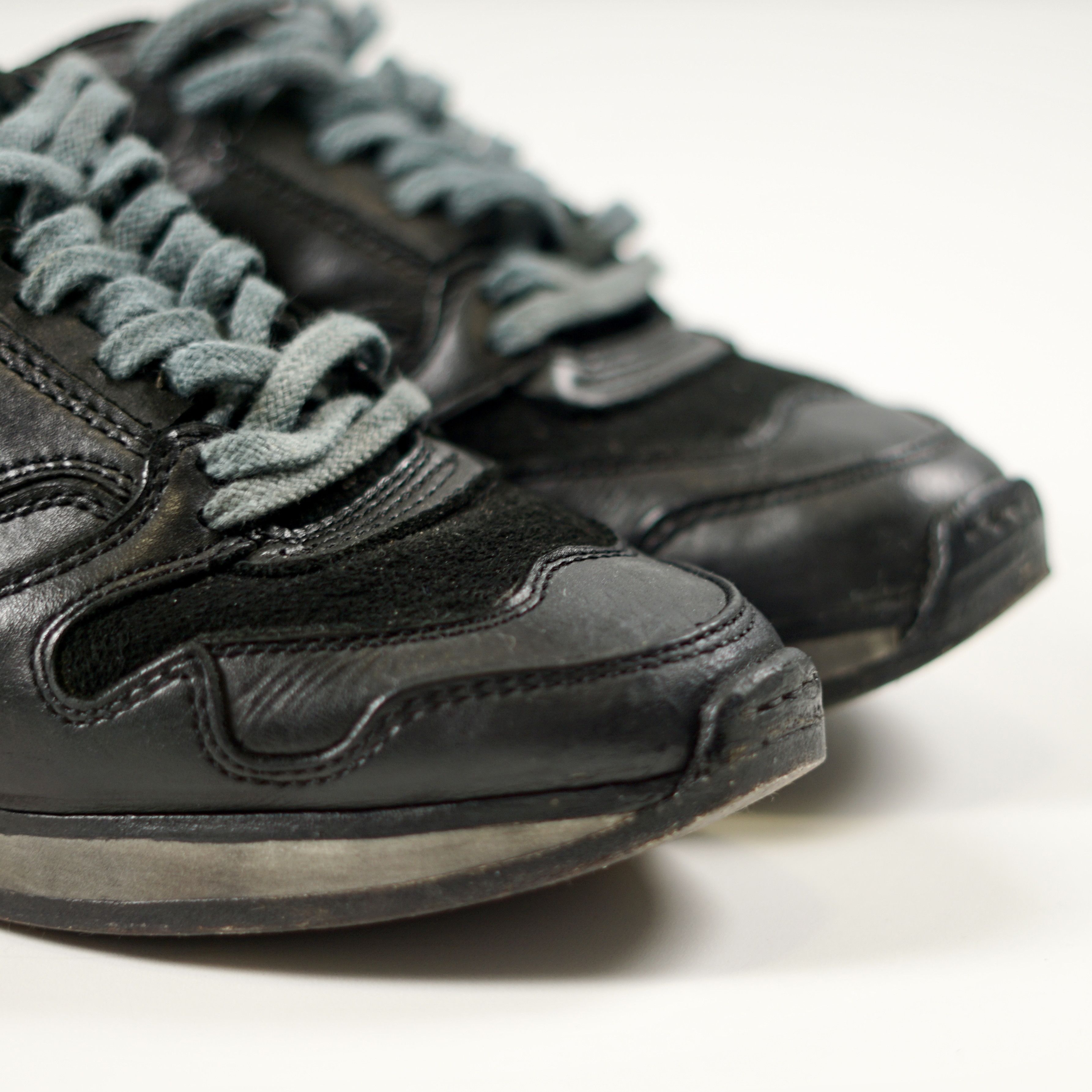 Hender Scheme Hender Scheme x Sacai paneled leather/suede runners Size US 6.5 / EU 39-40 - 8 Thumbnail