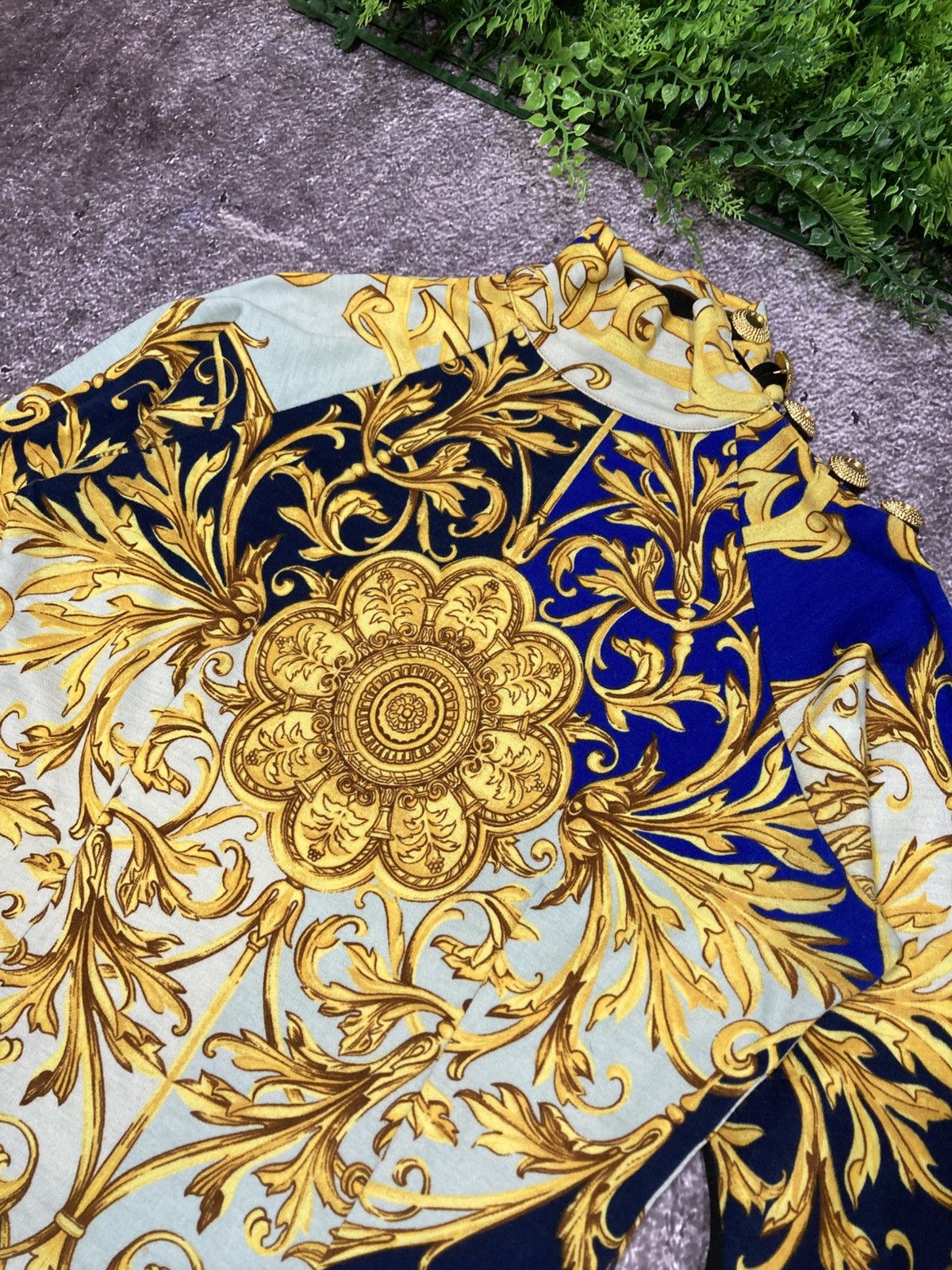 Versace VINTAGE VERSUS GIANNI VERSACE BAROQUE LANA WOOL JUMPER Size L / US 10 / IT 46 - 6 Thumbnail