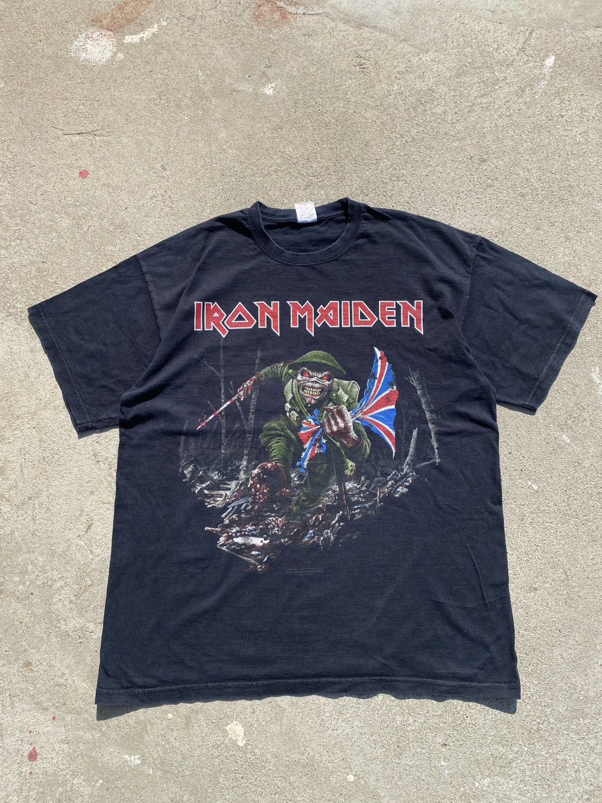 Band Tees × Iron Maiden × Vintage Vintage 2006 Iron Maiden Band Tee Size US L / EU 52-54 / 3 - 1 Thumbnail
