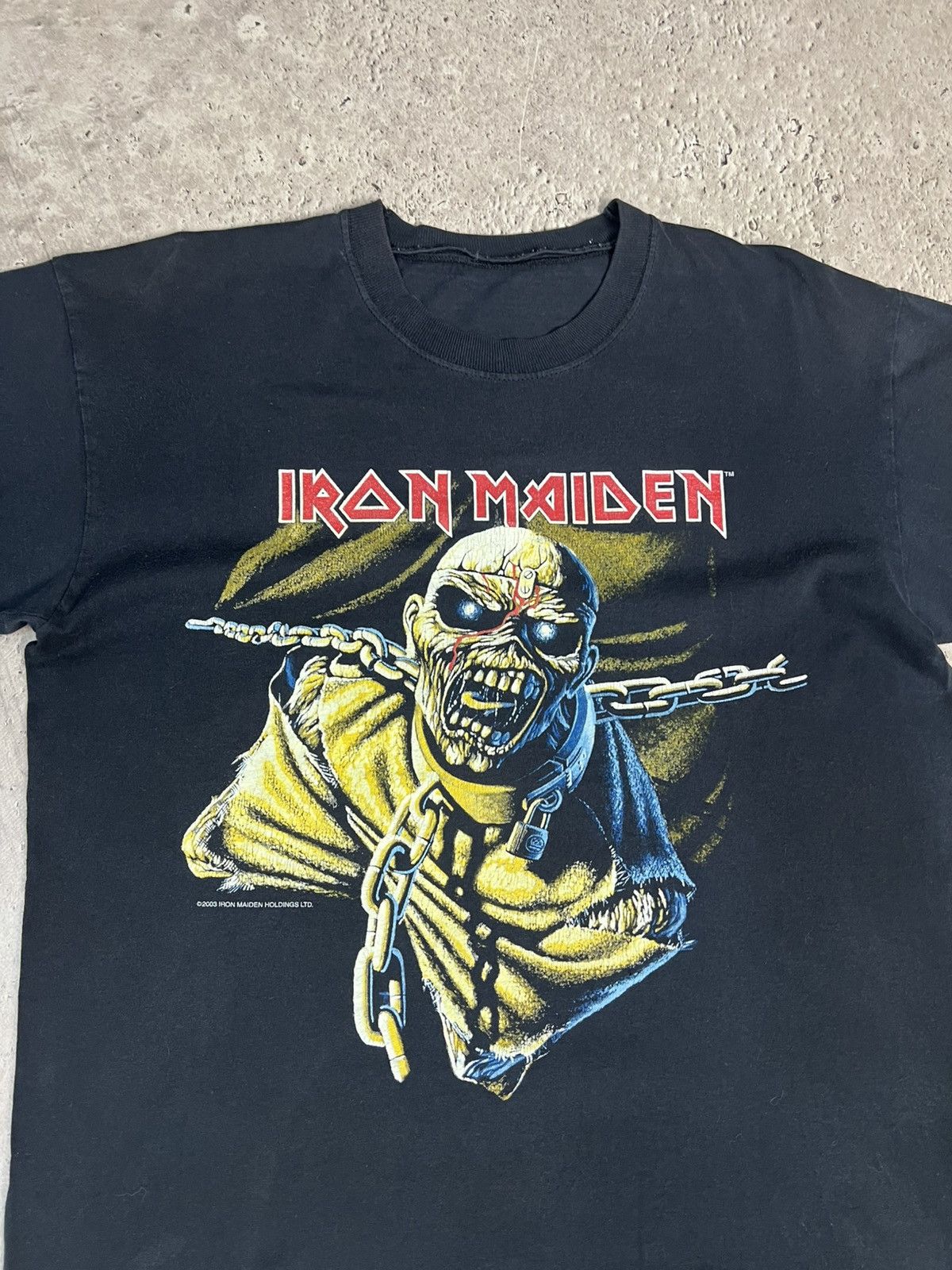 Band Tees × Iron Maiden × Vintage 00s Iron Maiden TOUR 2003 t shirt Faded BOXY Size US L / EU 52-54 / 3 - 5 Thumbnail
