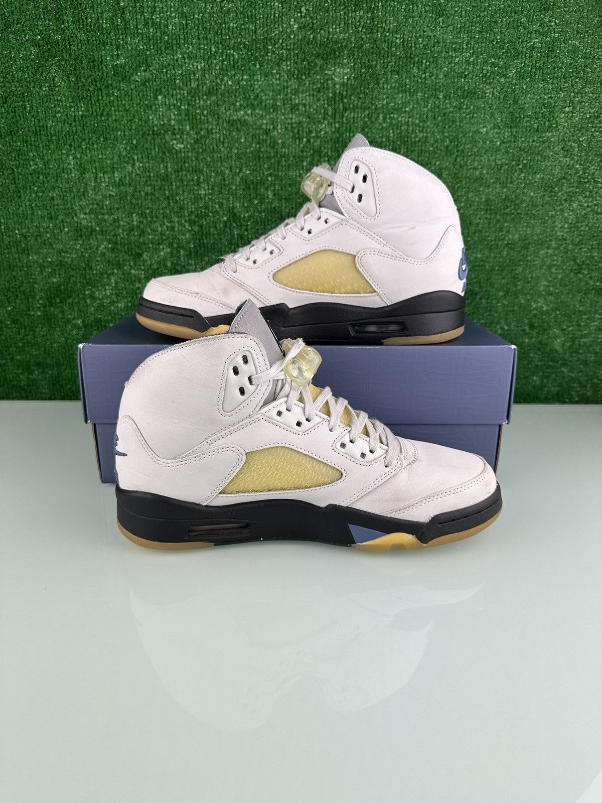 Jordan Brand Jordan 5 Retro A Ma Maniére Dawn (W) 9.5W/8M Size US 8 / EU 41 - 3 Thumbnail