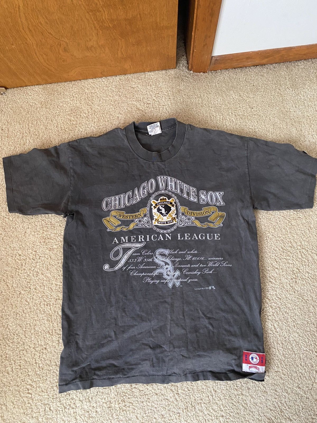 Nutmeg White Sox Vintage Tee Size US XL / EU 56 / 4 - 1 Thumbnail
