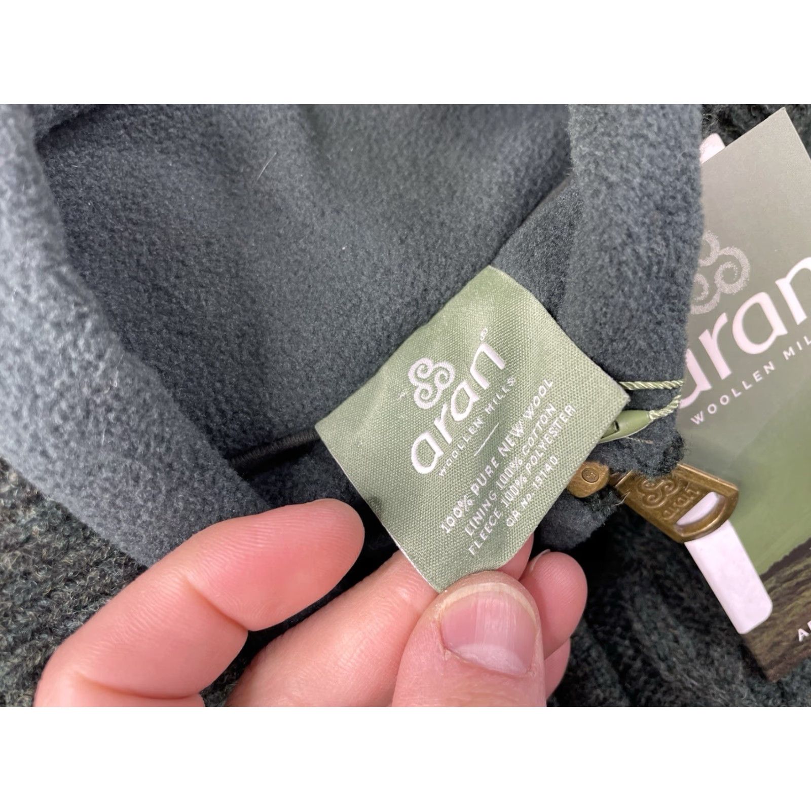 Vintage NWT ARAN Woolen Mills Sweater Vest Mens XL Green Fisherman Gilet Wool Sleeveless Cable-Knit Full Zip Lined Pockets Solid Vintage: No Size US XL / EU 56 / 4 - 4 Thumbnail