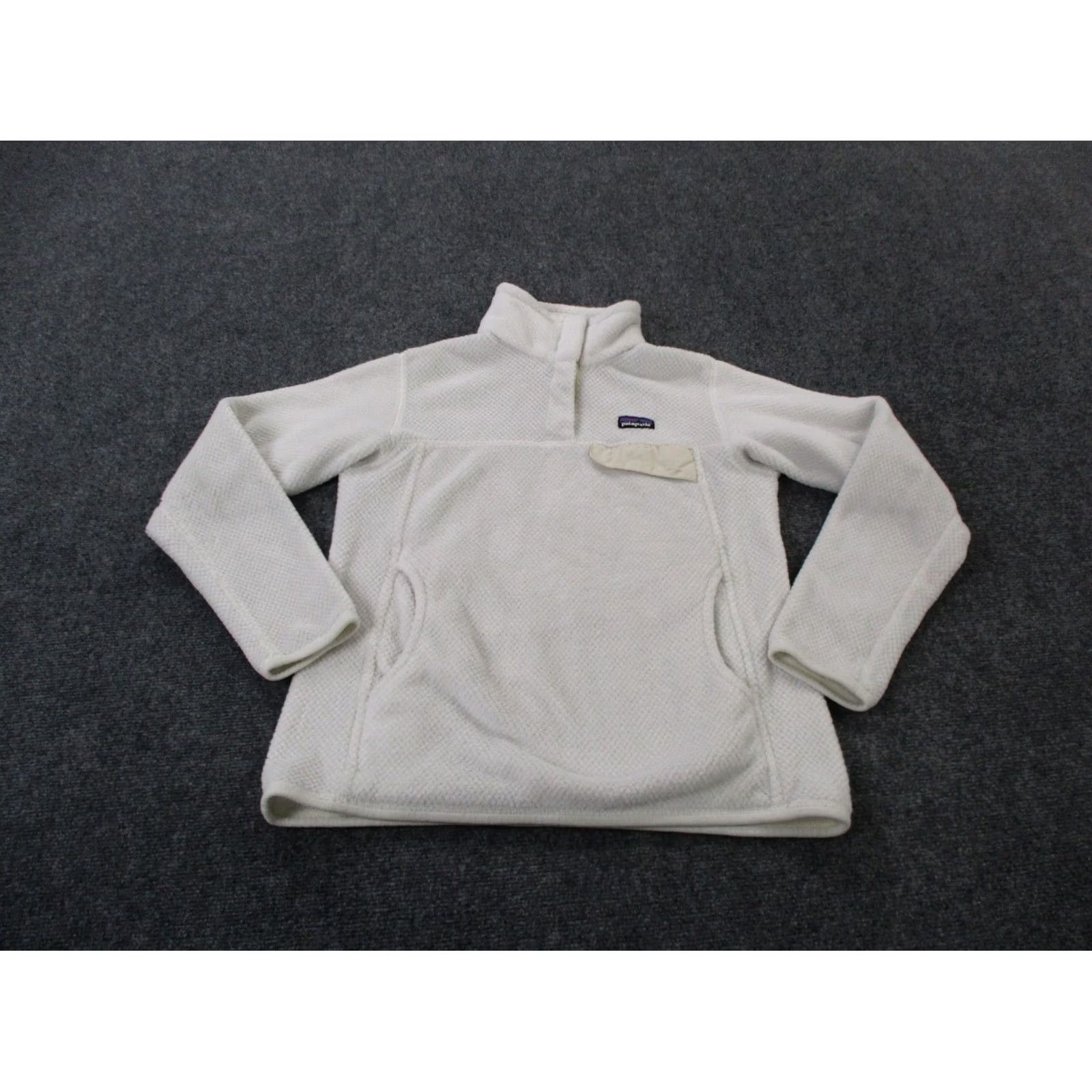 Patagonia Patagonia Jacket Womens M White Snap T Fleece Fuzzy Sweater Outdoors Camping Size M / US 6-8 / IT 42-44 - 2 Thumbnail