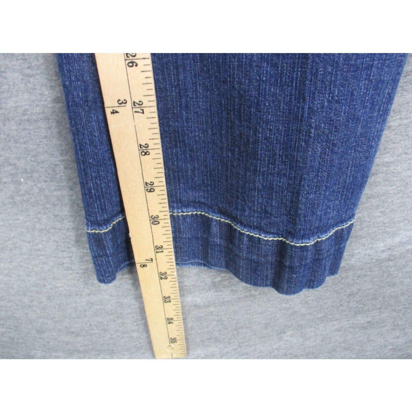 Bill Blass VINTAGE Bill Blass Jeans Flared Womens 10 31in Inseam Denim Blue Cotton Spandex 5-Pocket Stretch Rise Mid Regular Comfort Size 32" / US 10 / IT 46 - 5 Thumbnail