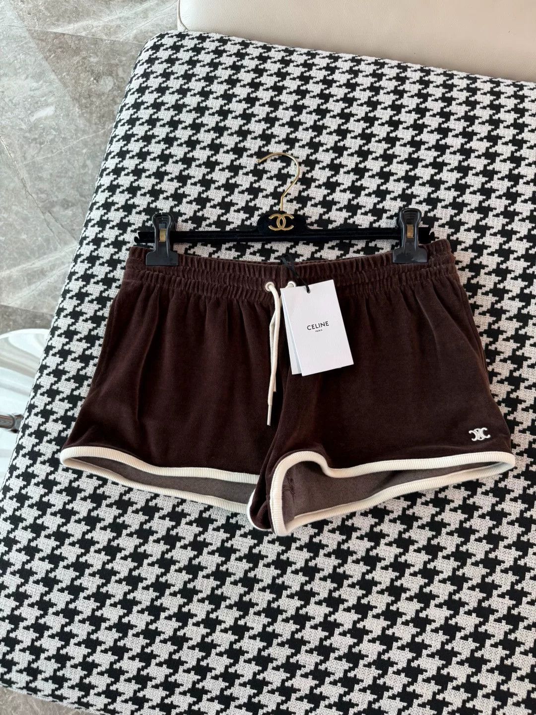 Celine Celine New Casual Shorts Size M Size US 28 / EU 44 - 1 Thumbnail