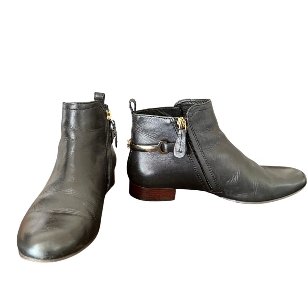 Tory Burch Tory Burch Black Leather Zip Up Ankle Boots 0.75" Gold Logo Detailing - 7 Women's Boots Size US 7 / IT 37 - 2 Thumbnail