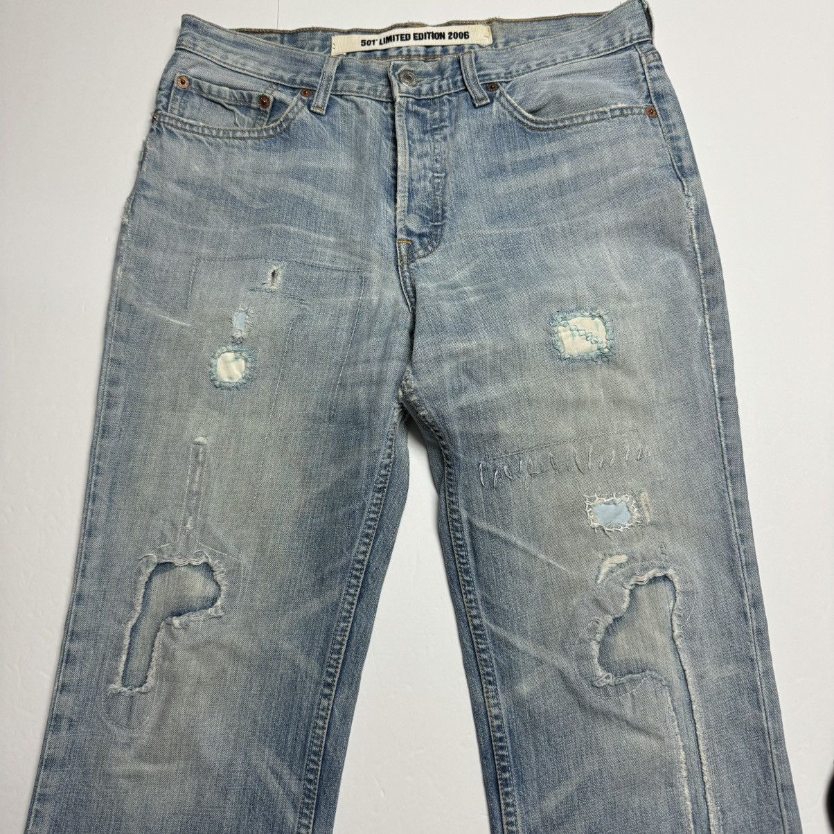 Levi's 2006 Limited Edition Women's Levi's 501 Distressed Jeans Size 30" / US 8 / IT 44 - 4 Thumbnail