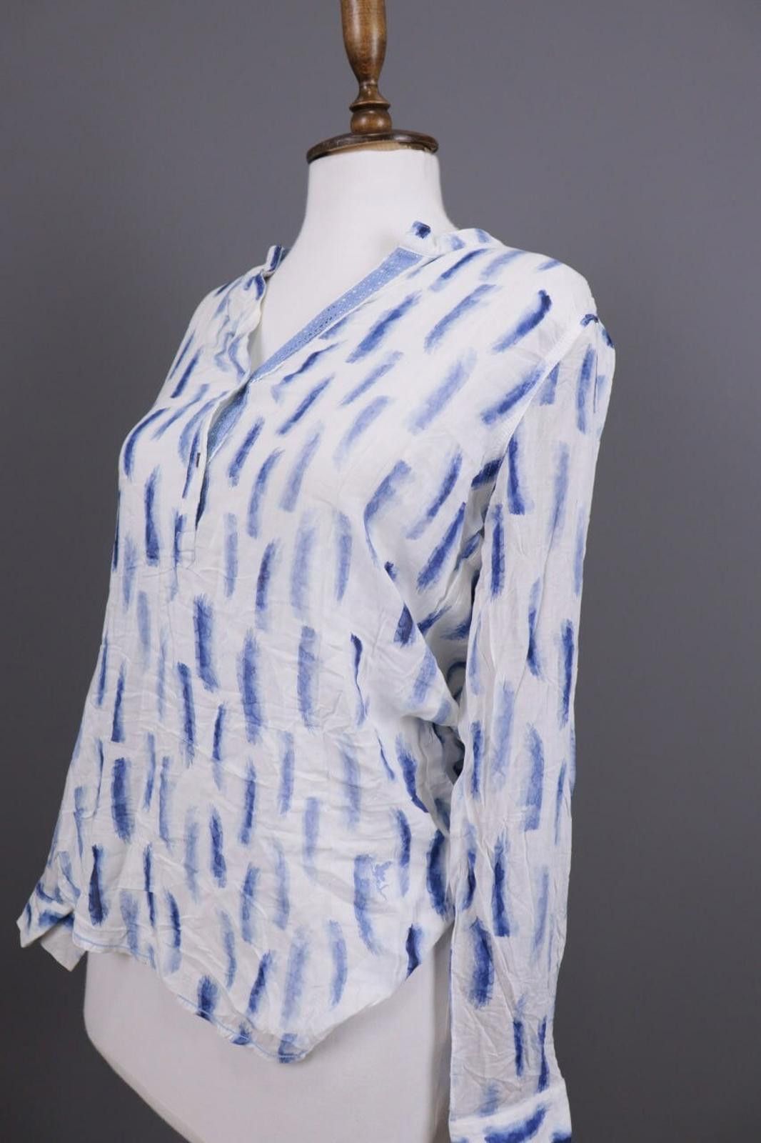 Designer Emily Van Den Bergh White Blue Henley Blouse Shirt Size 38 Size M / US 6-8 / IT 42-44 - 8 Thumbnail
