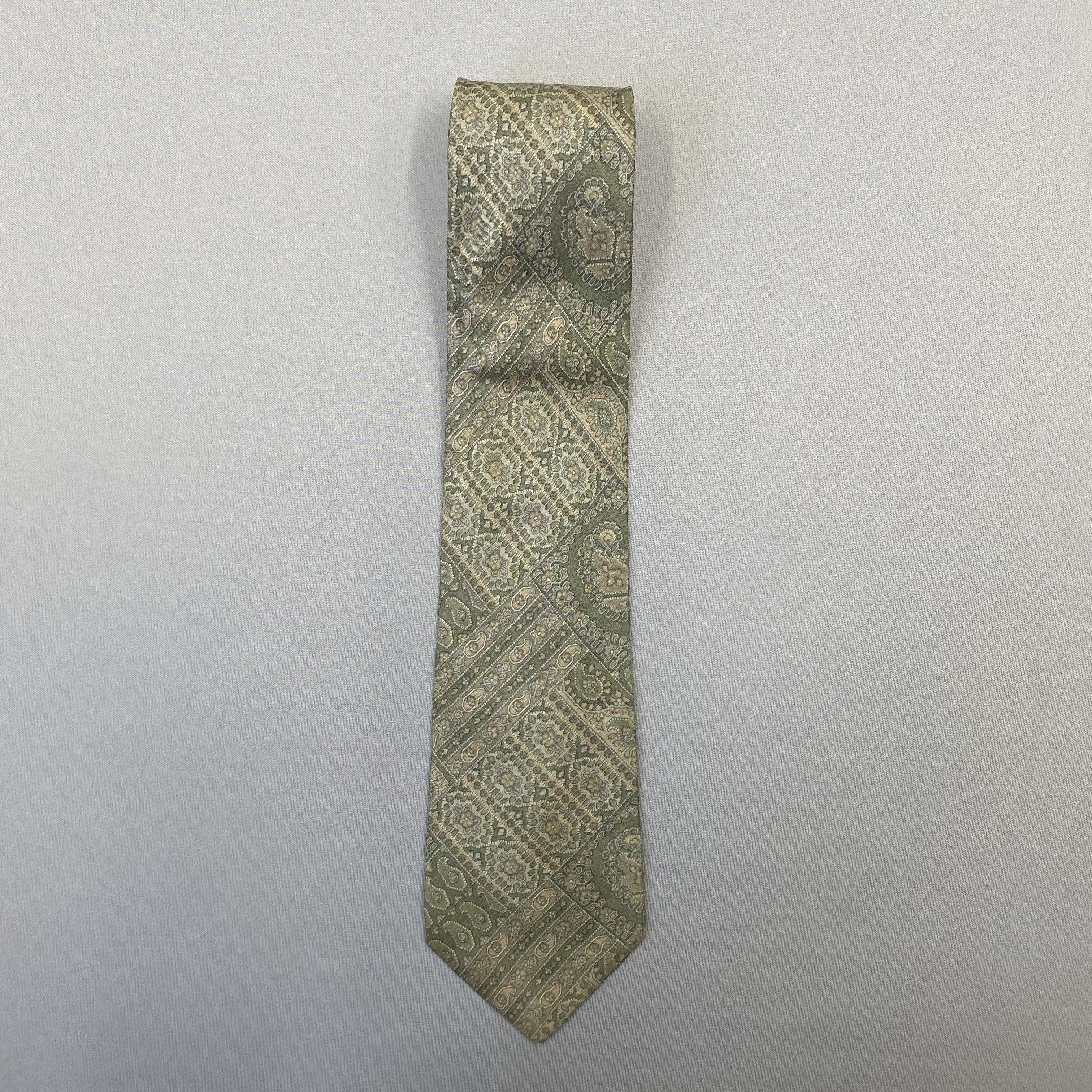 Japanese Brand Vintage Yves Saint Laurent SILK Necktie Cravate Pure Silk Size ONE SIZE - 3 Thumbnail