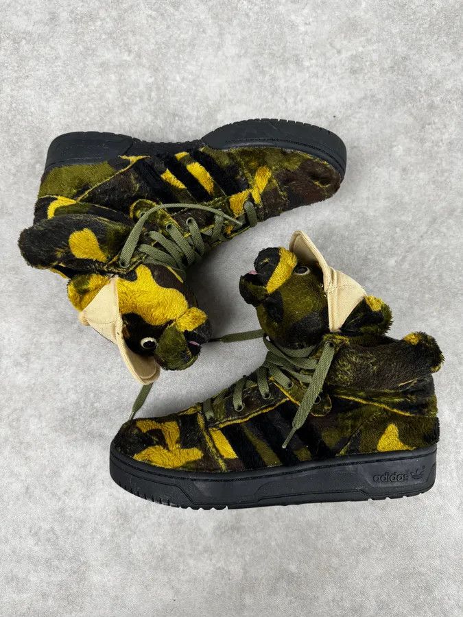 Adidas FW2013 Adidas x Jeremy Scott Khaki Plush Camo Bear Sneakers Size US 9 / EU 42 - 7 Thumbnail