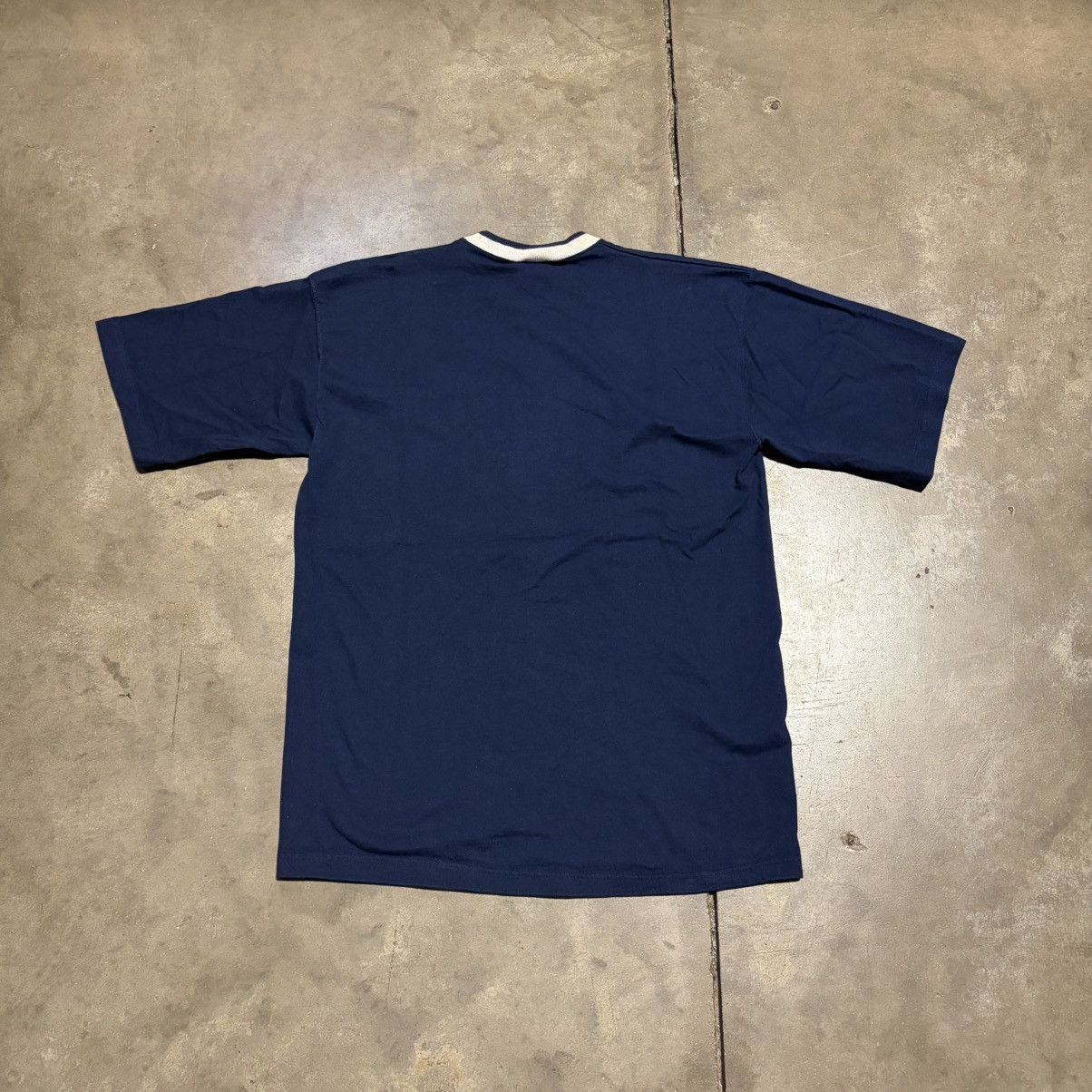 Vintage Vintage Michigan Wolverines T Shirt Ringer College 90s USA Size US L / EU 52-54 / 3 - 7 Thumbnail