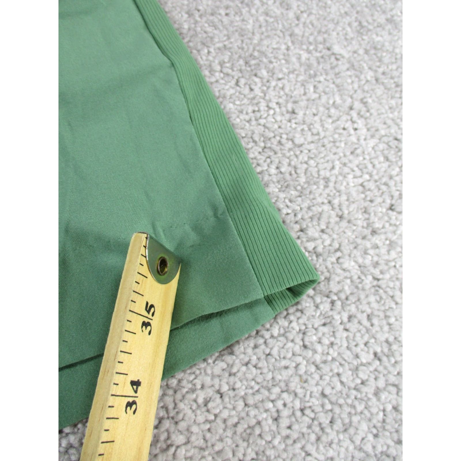 Athleta Athleta Skort Womens 4 Green 16" Solid Polyester Spandex Size 27" / US 4 / IT 40 - 3 Thumbnail