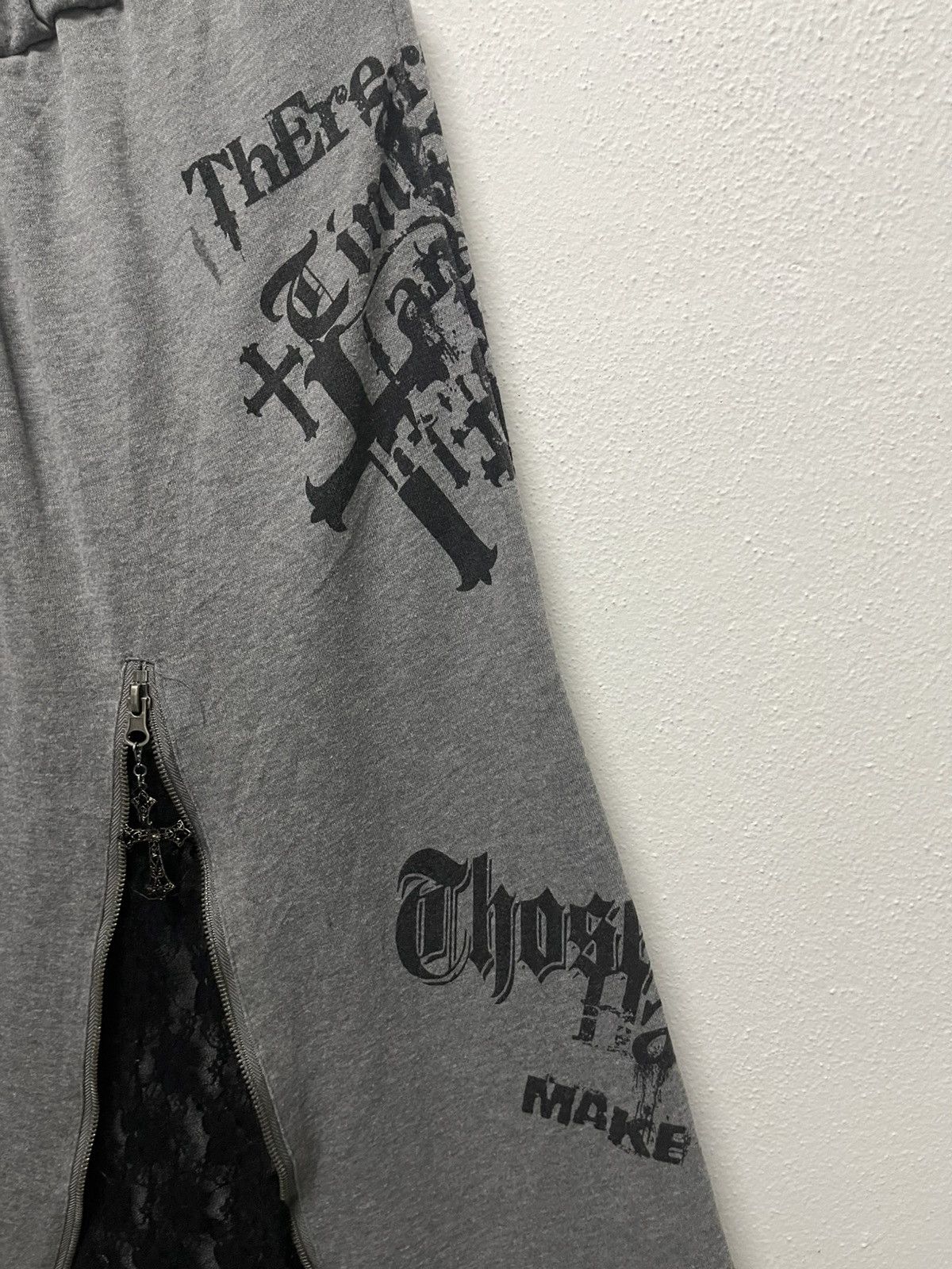 If Six Was Nine × Japanese Brand × Seditionaries 2000s IFSIXWASNINE STYLE CROSS DESIGN MIDI SKIRT DIG DEEP Size 26" / US 2 / IT 38 - 7 Thumbnail