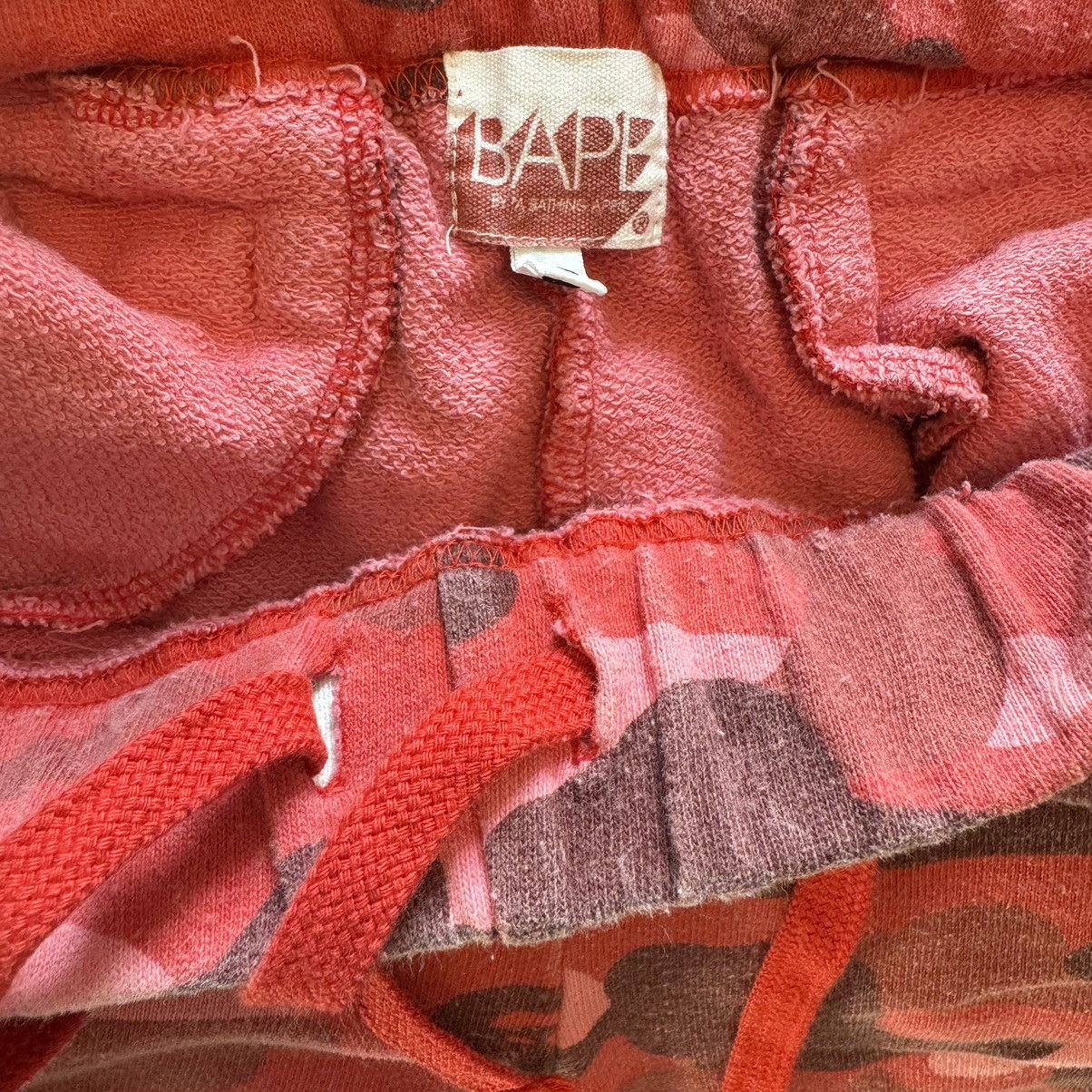 Bape OG Bape Red Camo Cargo Sweat Shorts Nerd Size US 30 / EU 46 - 16 Thumbnail