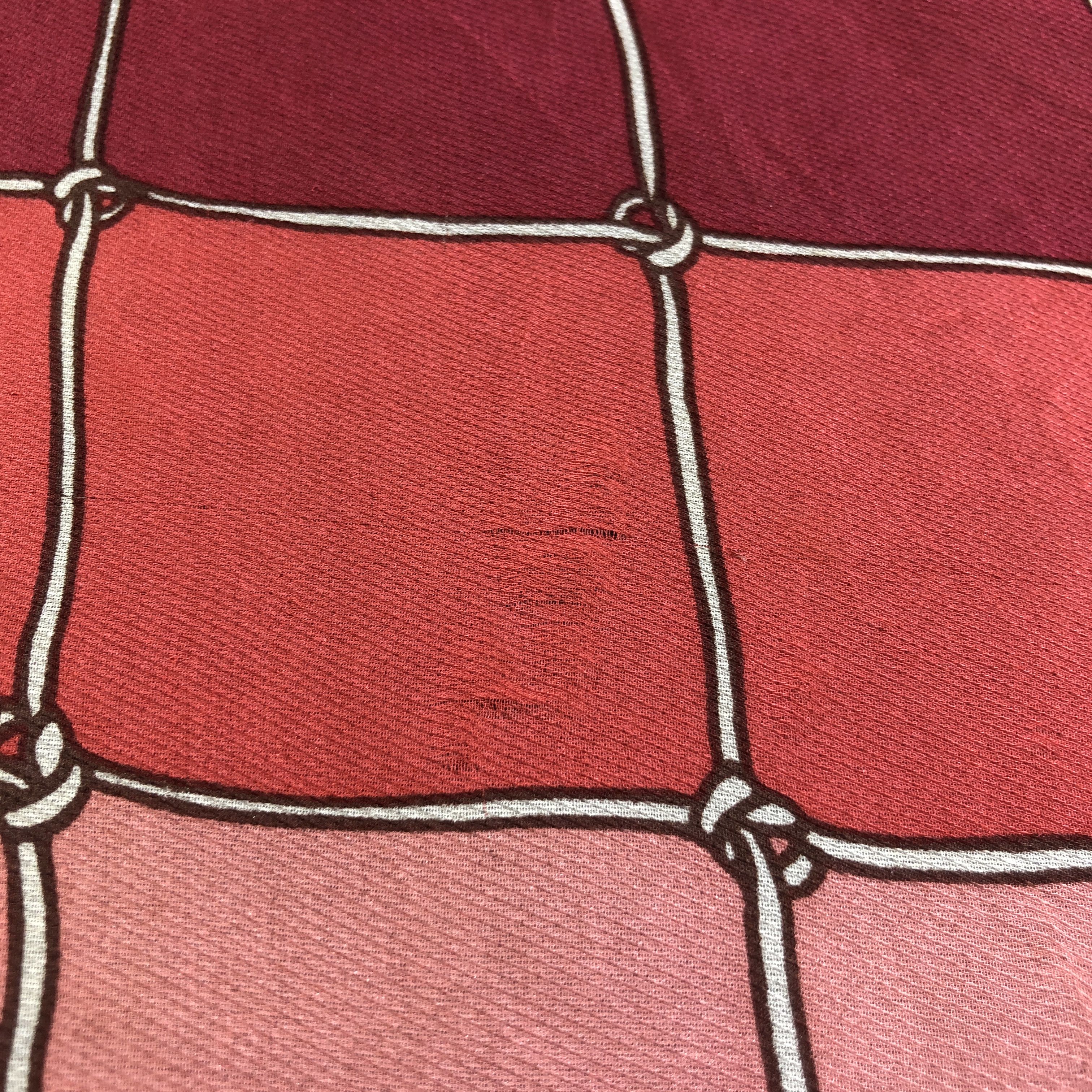 Hardy Amies Hardy Amies Hand Rolled Silk Scarf M977 Size ONE SIZE - 14 Thumbnail