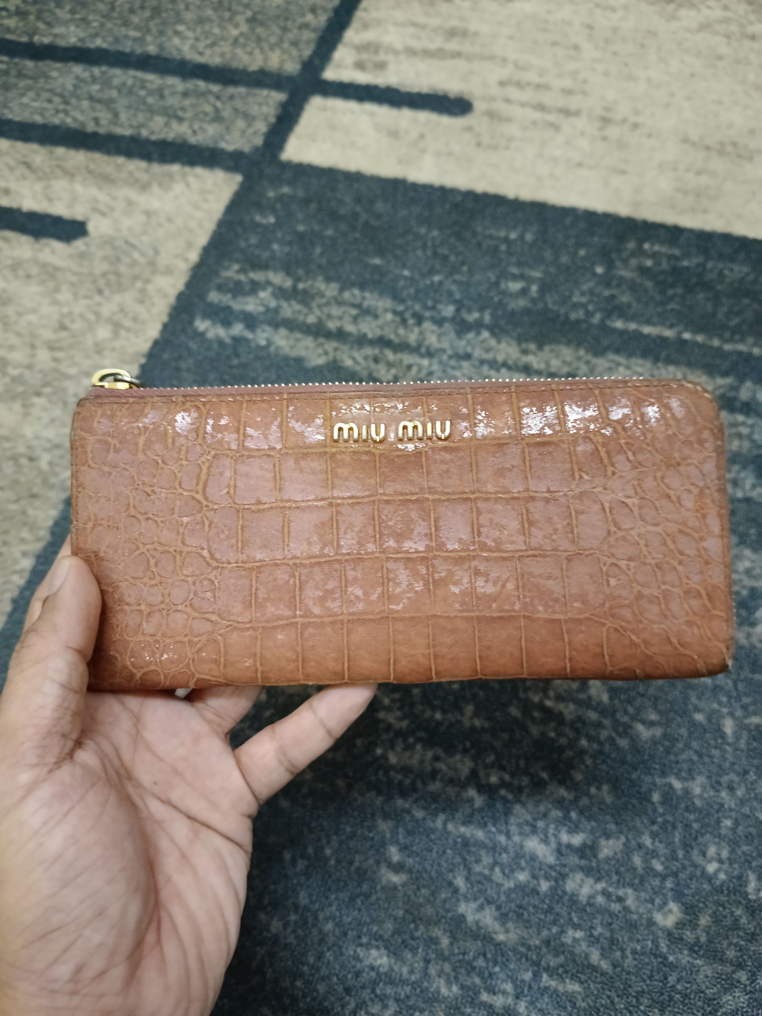 Miu Miu SICK🔥MIU MIU LEATHER CROC 🐊 WALLET Size ONE SIZE - 2 Thumbnail