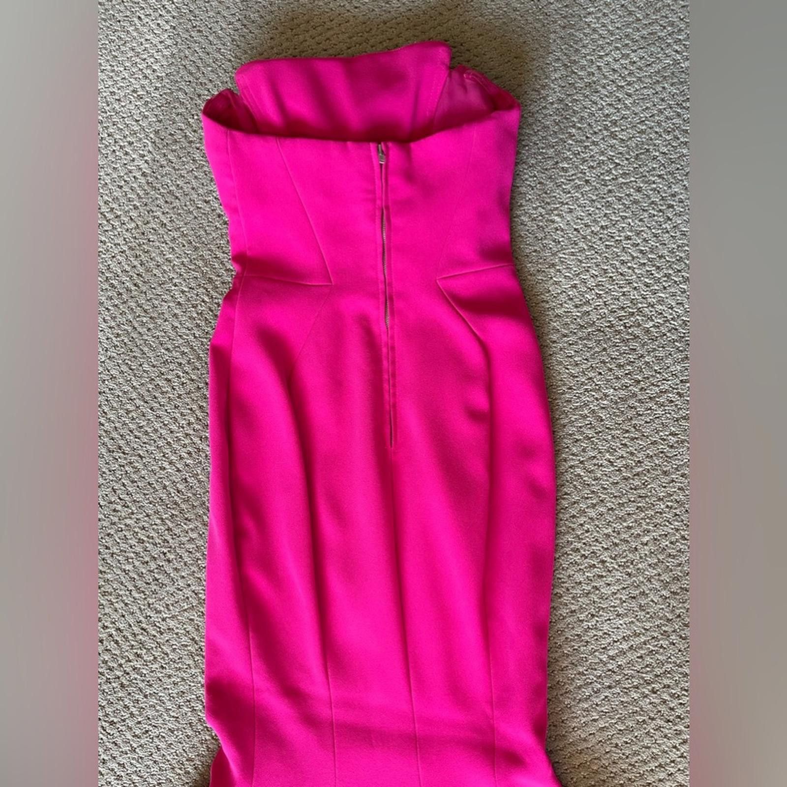 Jil Stuart Fuschia Jill Stuart Pink Notched Strapless Mermaid Gown Size XS / US 0-2 / IT 36-38 - 6 Thumbnail
