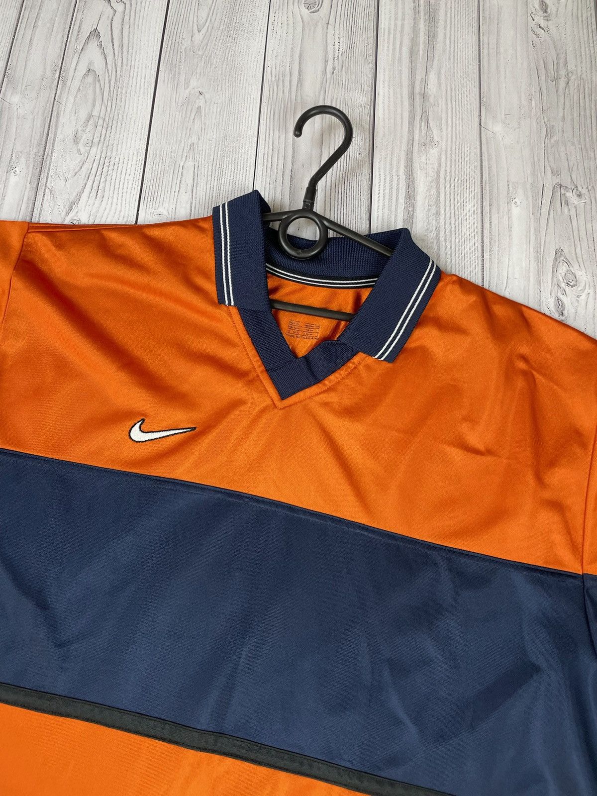 Nike Vintage nike jersey polo orange rare size XL Size US XL / EU 56 / 4 - 3 Thumbnail