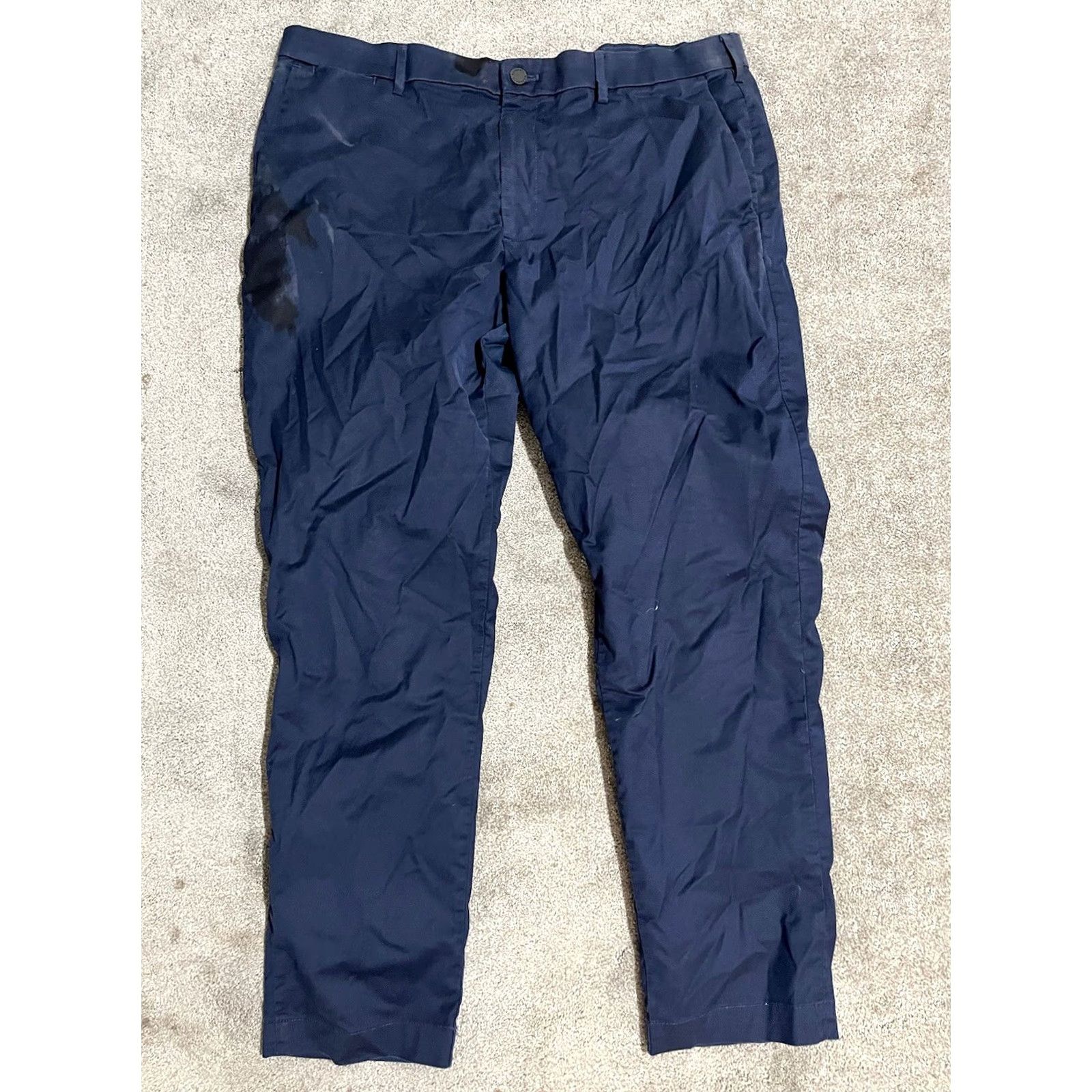Banana Republic Banana Republic Mens Pants Slim Fit Navy Blue Polyester Blend Dress Pants 38x32 Mens Regular Inseam 32 Inseam Blue Color Size US 38 / EU 54 - 2 Thumbnail