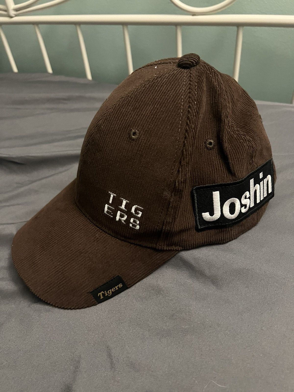 Hanshin Tigers Hat | Grailed