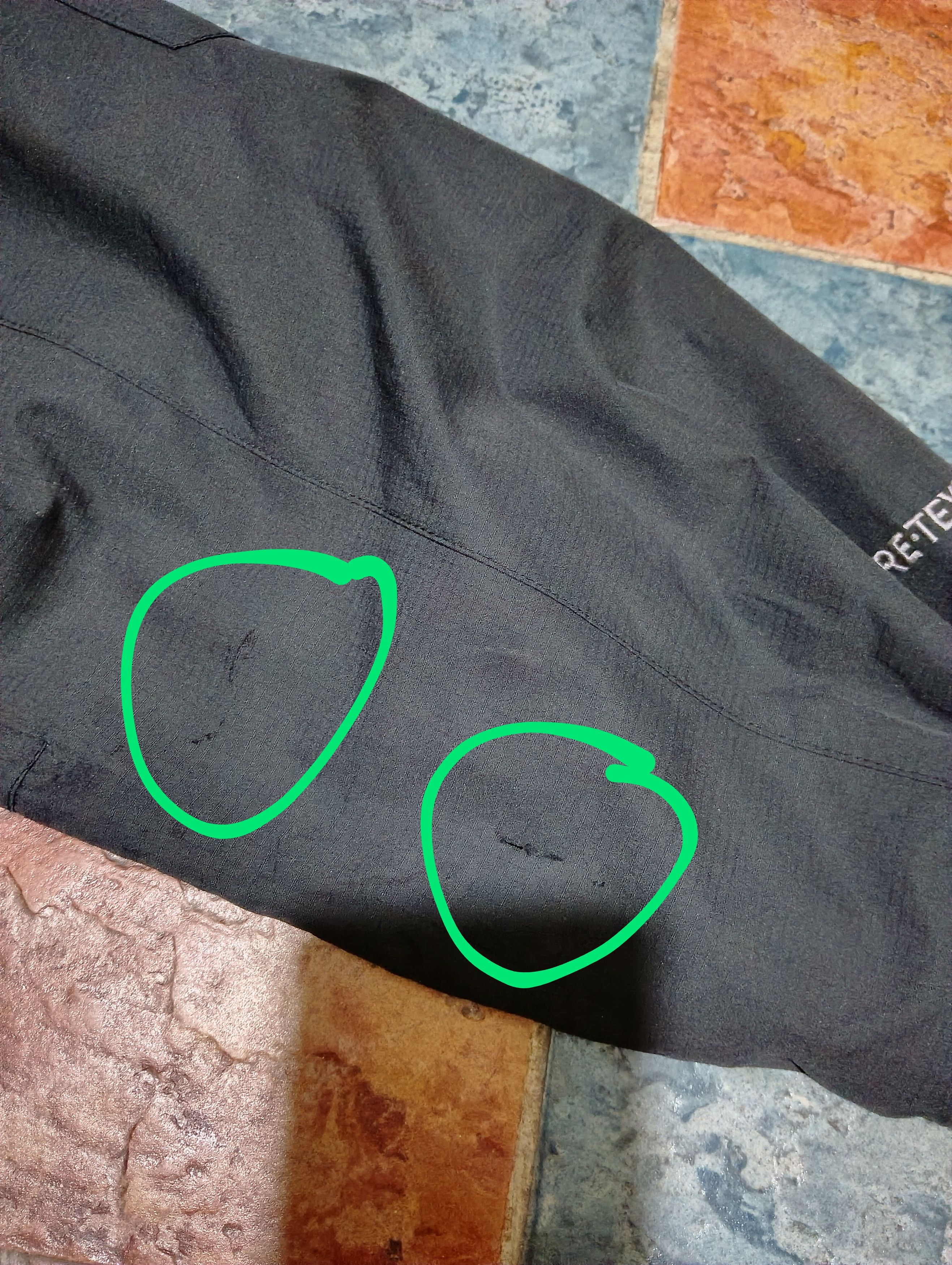 The North Face TNF | Gore-Tex Summit Series Size US XL / EU 56 / 4 - 10 Thumbnail