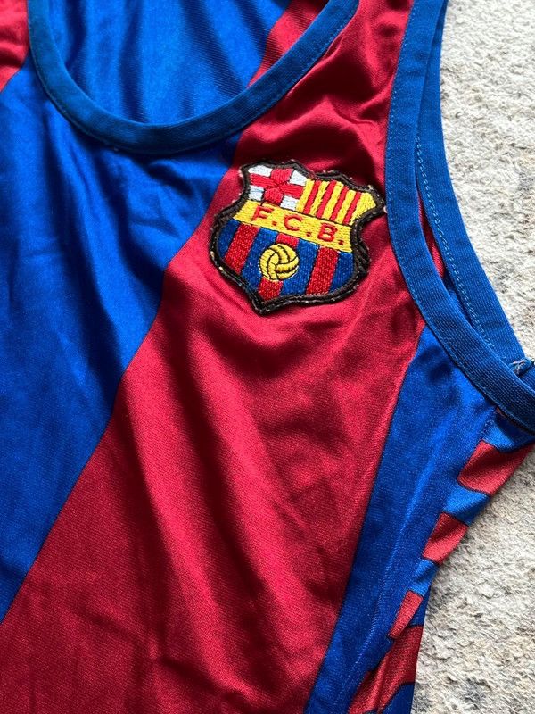Other Meyba x F.C. Barcelona Sz M Top Tank 1980s Rare Football Size US M / EU 48-50 / 2 - 7 Thumbnail