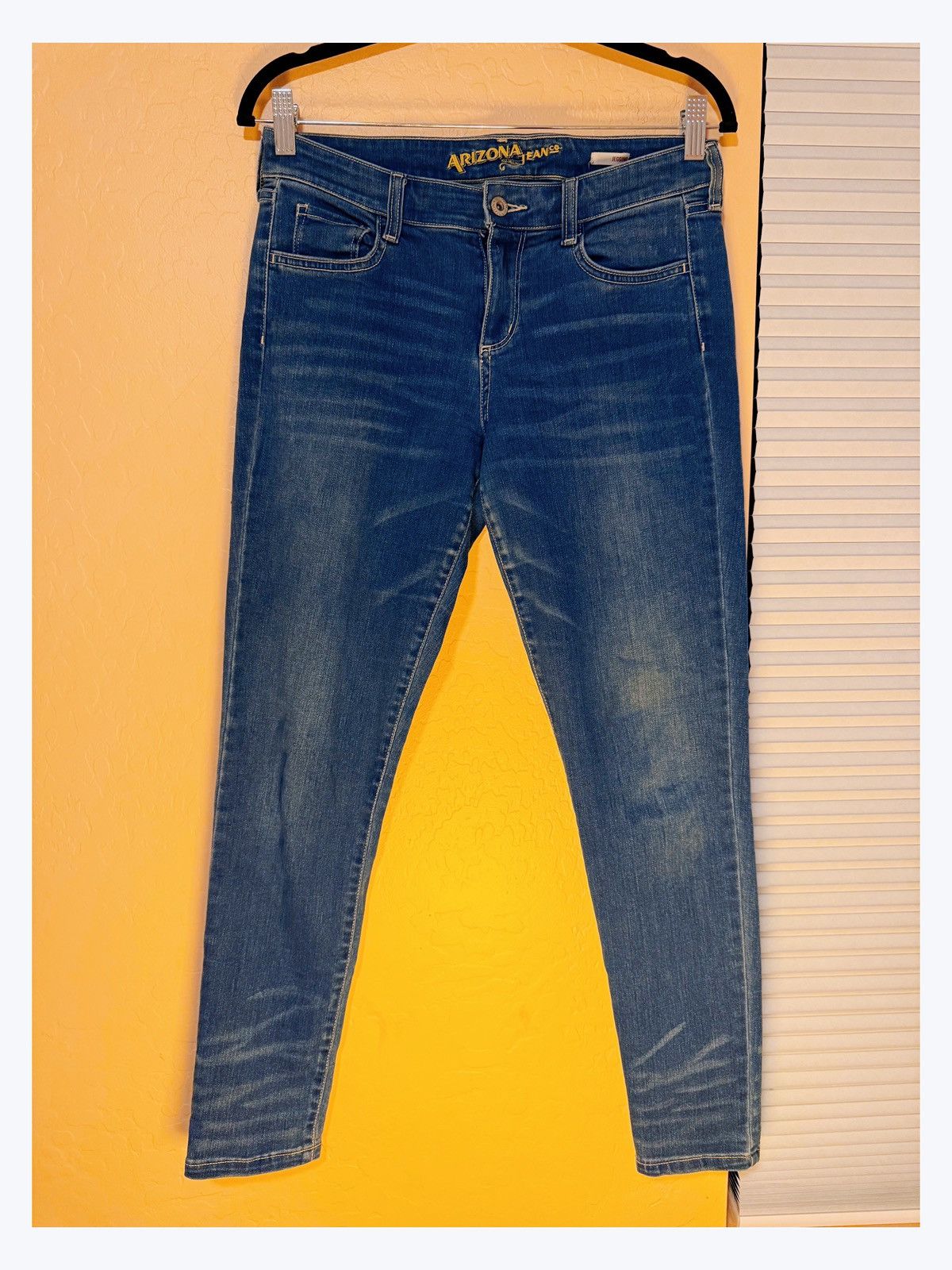 Arizona Jean Co. Arizona Jeans Co. Mid-Rise Stretch Skinny Jeans – Size 9 Size 30" / US 8 / IT 44 - 1 Thumbnail