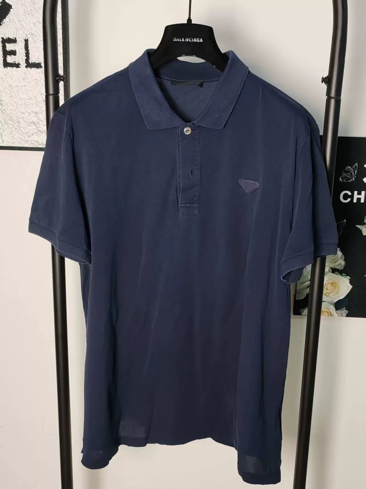 Prada Prada Triangle Logo Short Sleeve Shirt Size US M / EU 48-50 / 2 - 1 Thumbnail