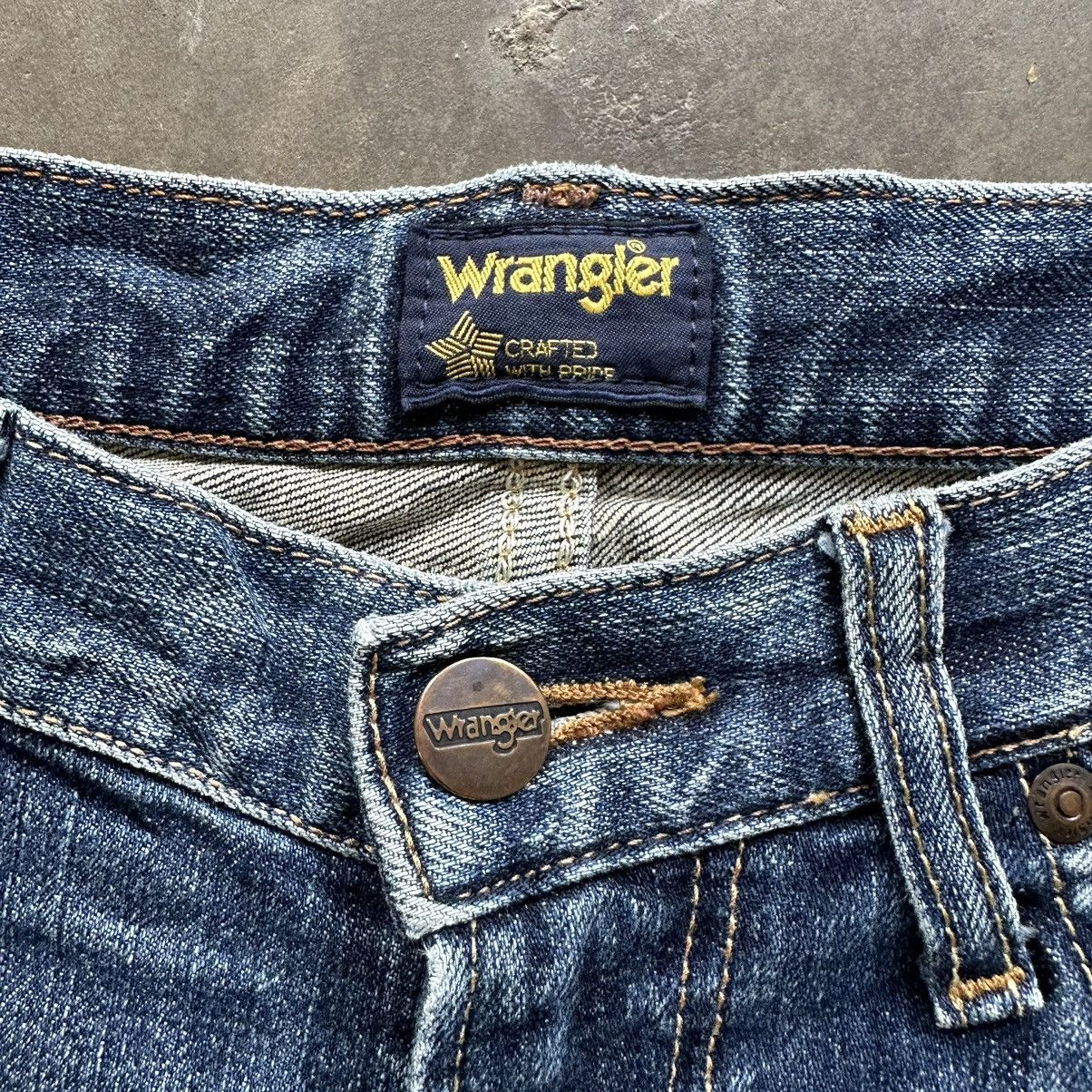 Japanese Brand × Jean × Vintage Vintage Wrangler Distressed Faded Denim Jean Pant W34 Size US 34 / EU 50 - 4 Thumbnail