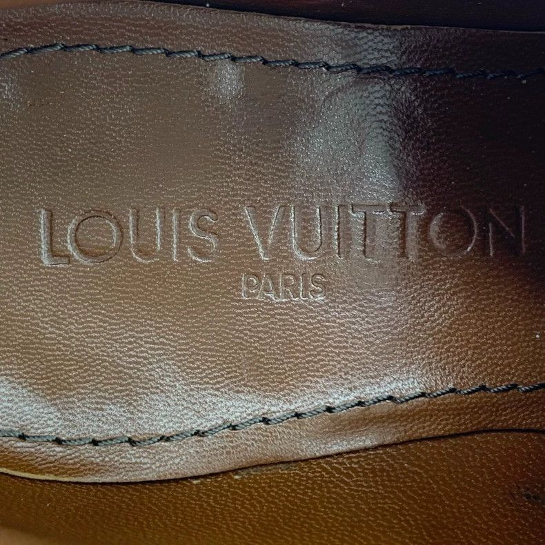 Louis Vuitton Louis Vuitton Lace-up leather shoes in carved baroque brow Size US 7 / EU 40 - 8 Thumbnail
