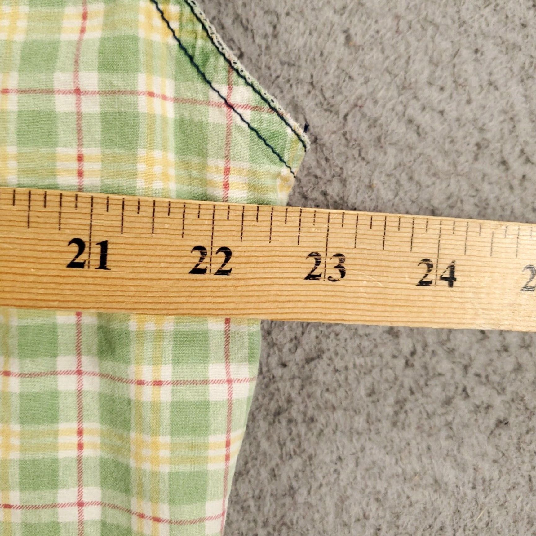 Vintage Vintage Looney Tunes Tazmanian Devil Shirt Mens M Taz Boy At Your Service Plaid Embroidered Button-Up Collared 90s Cartoon Casual Size US M / EU 48-50 / 2 - 3 Thumbnail