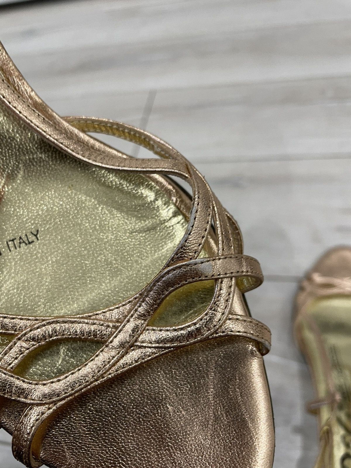 Dolce & Gabbana Dolce&Gabbana gold heels size 39 1/2 Size US 9.5 / IT 39.5 - 7 Thumbnail