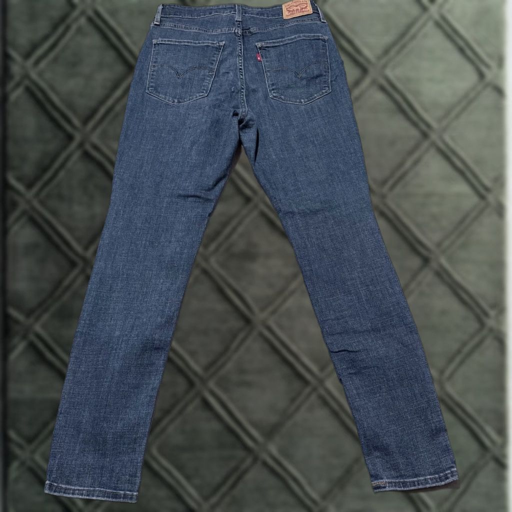 Levi's Levi's 721 High Rise Skinny Jeans Women's Blue Denim Distressed Retro - 30 Jeans Size 30" / US 8 / IT 44 - 1 Thumbnail