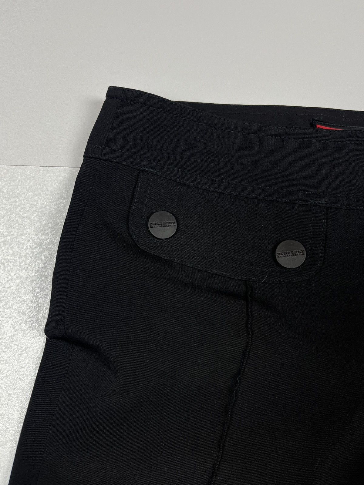 Burberry Burberry Established 1856 Red Tab Nylon Black Pants Size US2 Size 26" / US 2 / IT 38 - 8 Thumbnail
