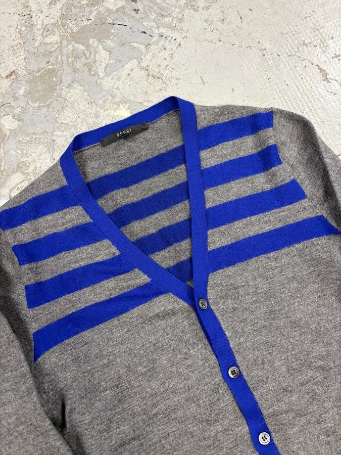 Gucci 2000s Gucci Grey & Blue Striped Minimalist Cardigan Size US S / EU 44-46 / 1 - 3 Thumbnail