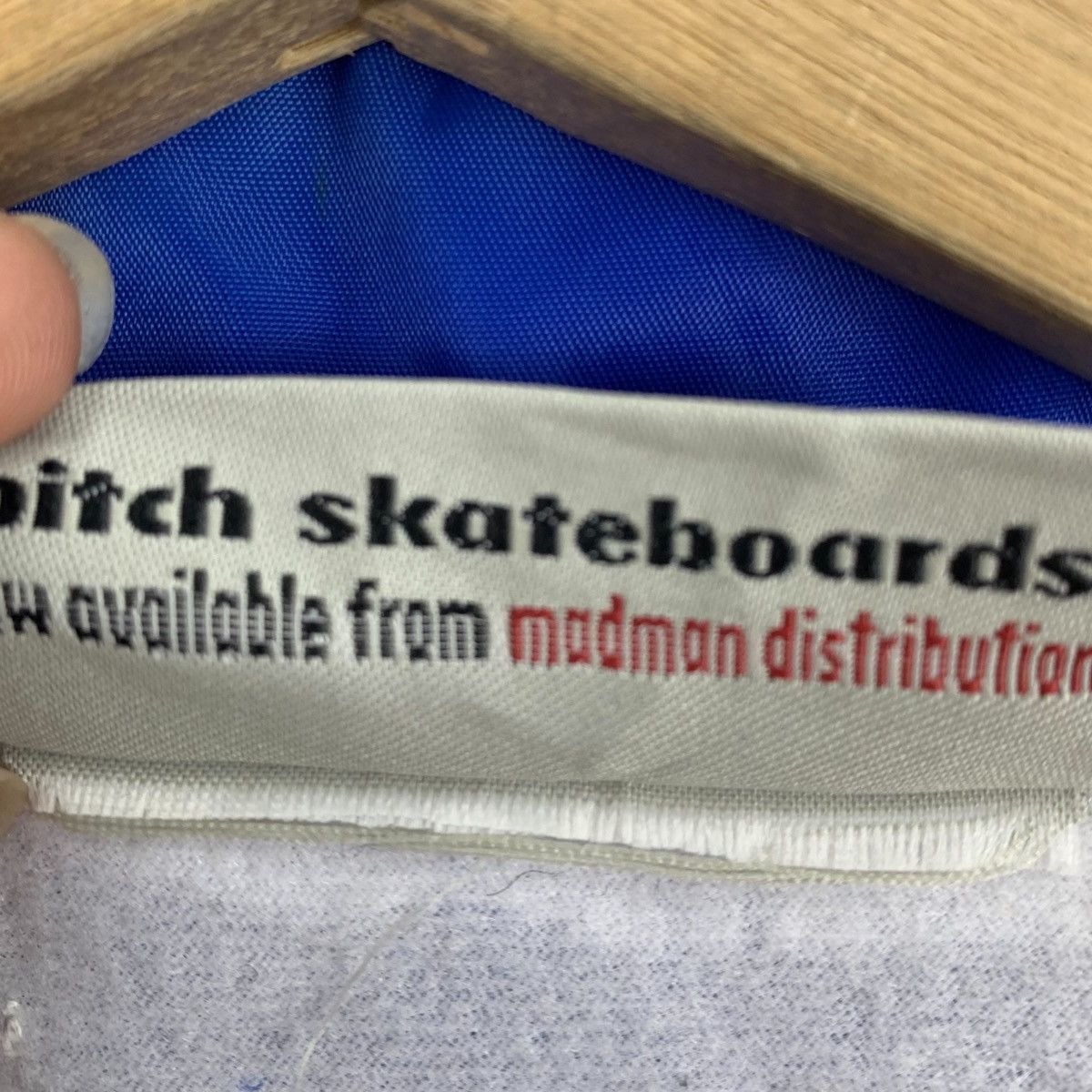 Vintage Vintage BITCH Skateboard Streetwear Coach Jacket Size US M / EU 48-50 / 2 - 8 Thumbnail