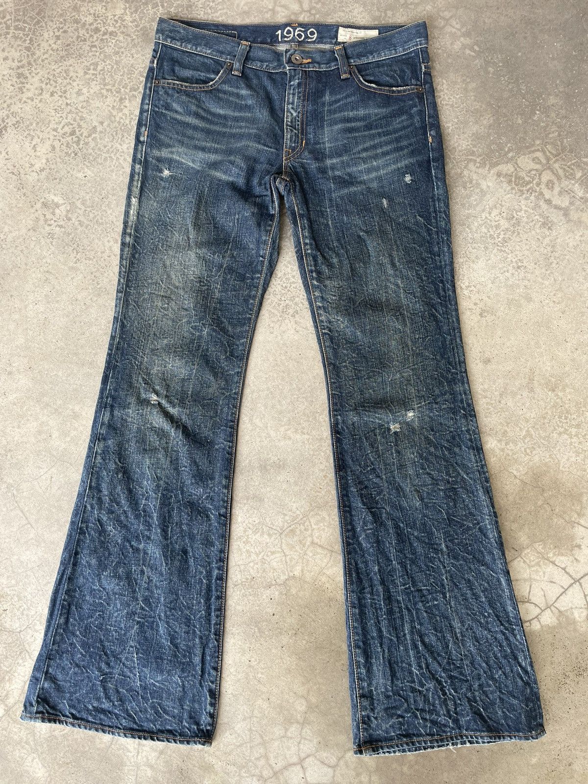 Gap Flare Jeans Vintage Gap Bootcut Nice Design Size US 32 / EU 48 - 3 Thumbnail