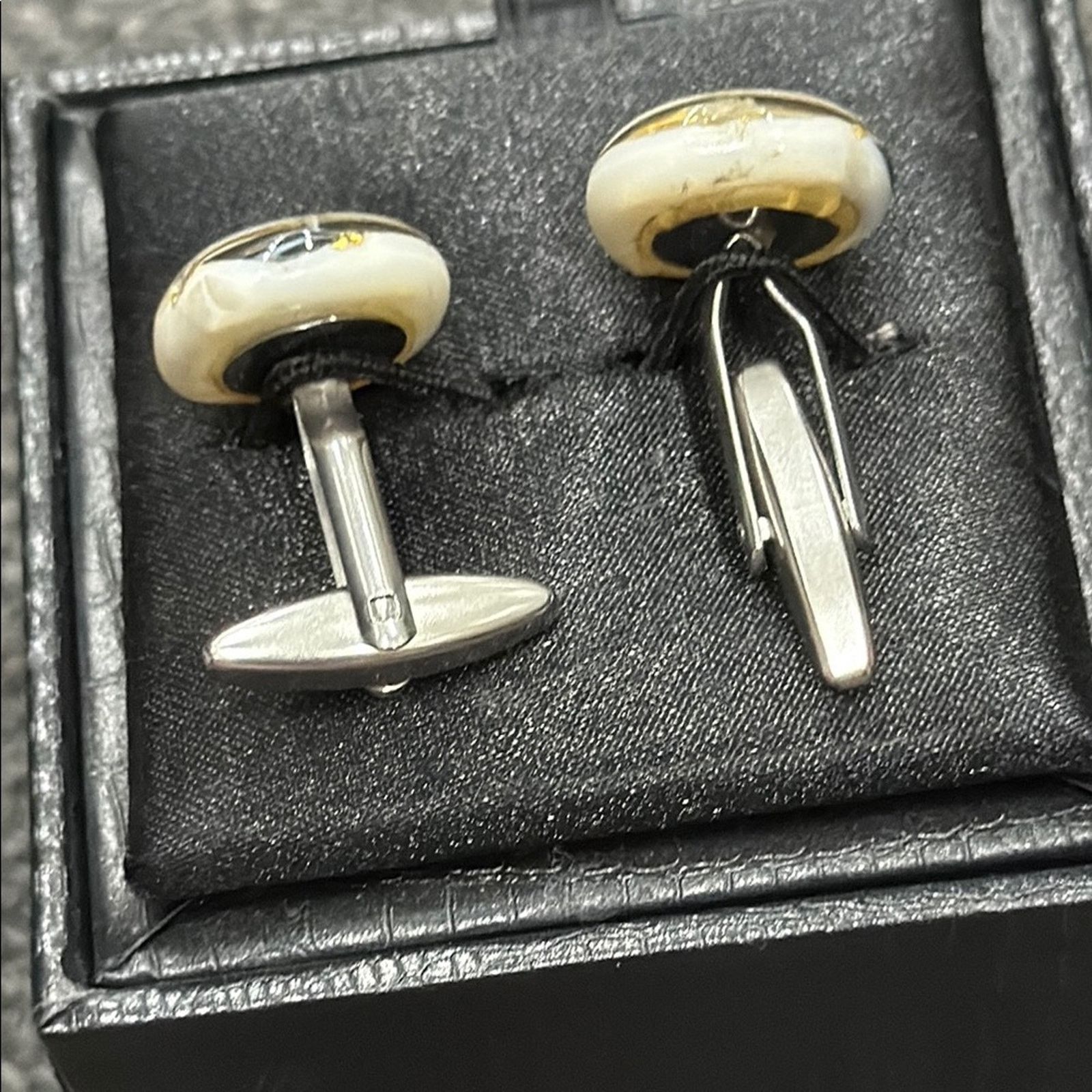 Other NWT Elegant Silver, black and Cream Cufflinks Size ONE SIZE - 3 Thumbnail