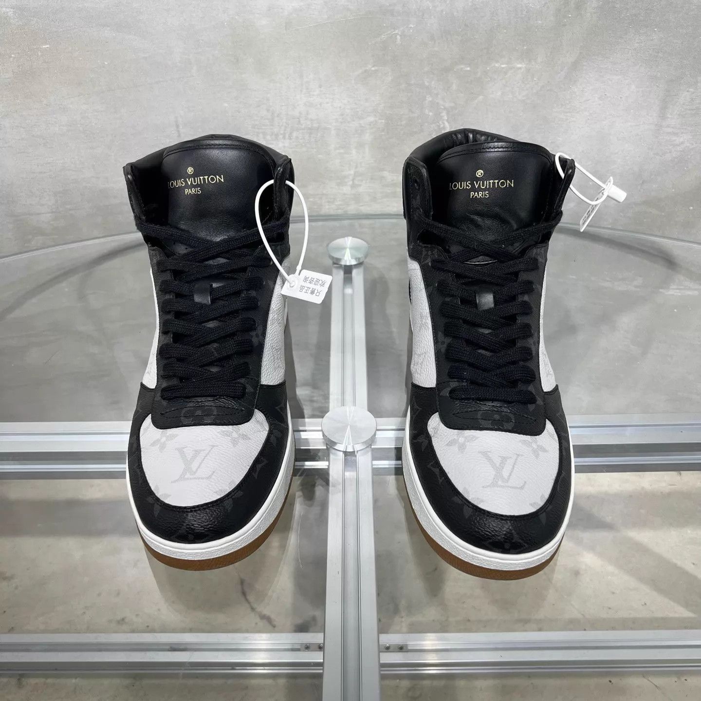 Louis Vuitton LV Monogram All Over Print Sneaker Black/White UK8.5 Size US 9.5 / EU 42-43 - 1 Thumbnail