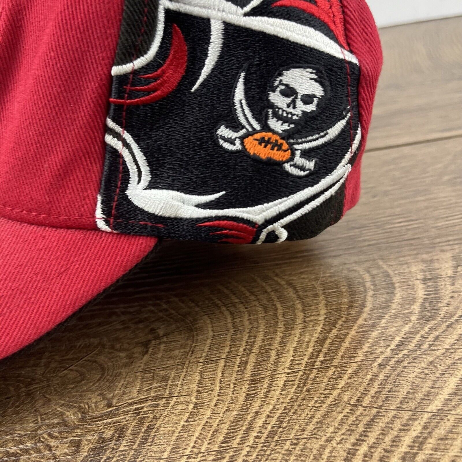 Other Tampa Bay Buccaneers NFL Hat Red Cap Adjustable Hat Red Adul Size ONE SIZE - 9 Thumbnail