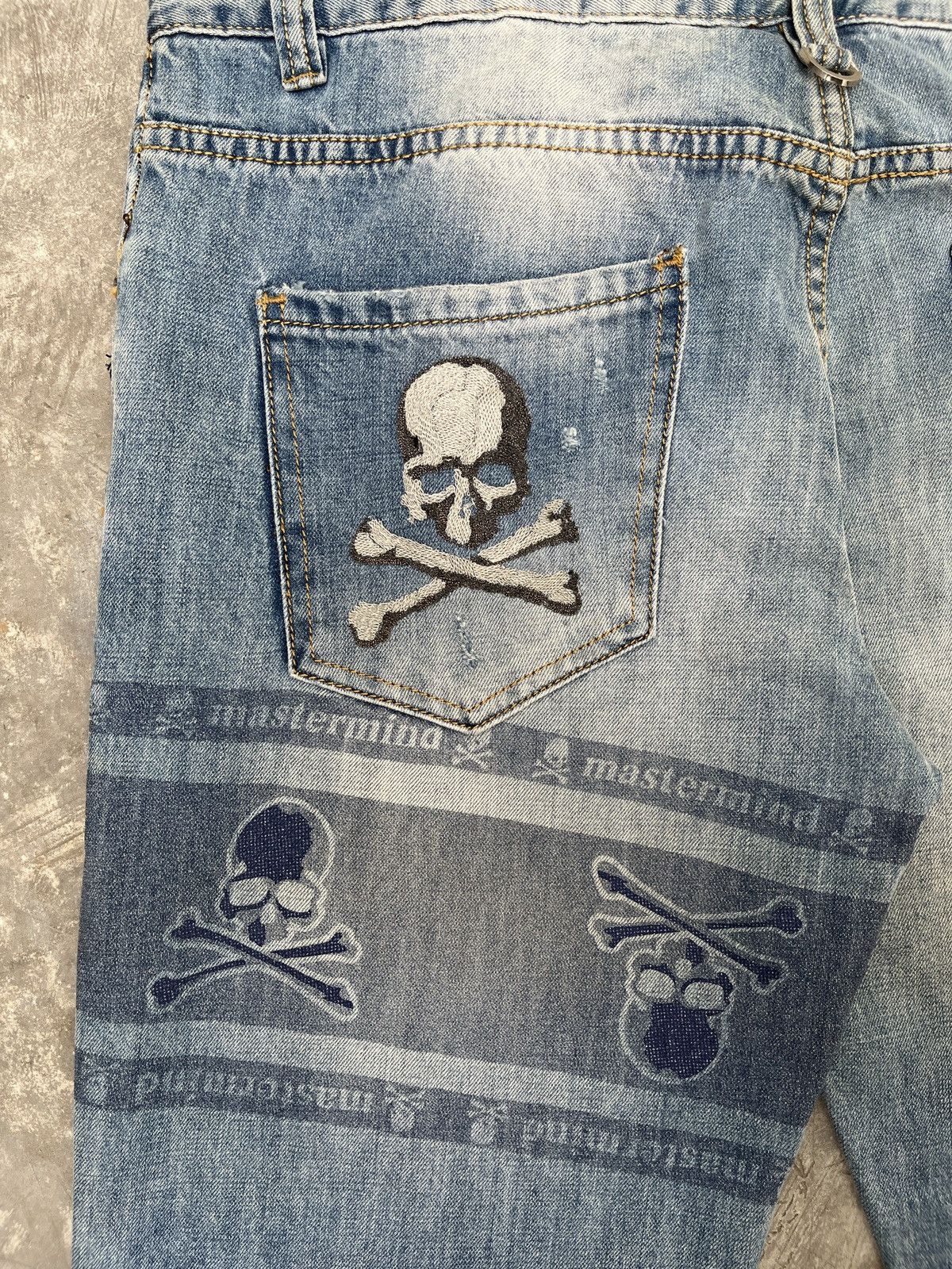Mastermind Japan SS13 Mastermind Japan “Dreaming” Distressed Washed Jeans Size US 36 / EU 52 - 14 Thumbnail